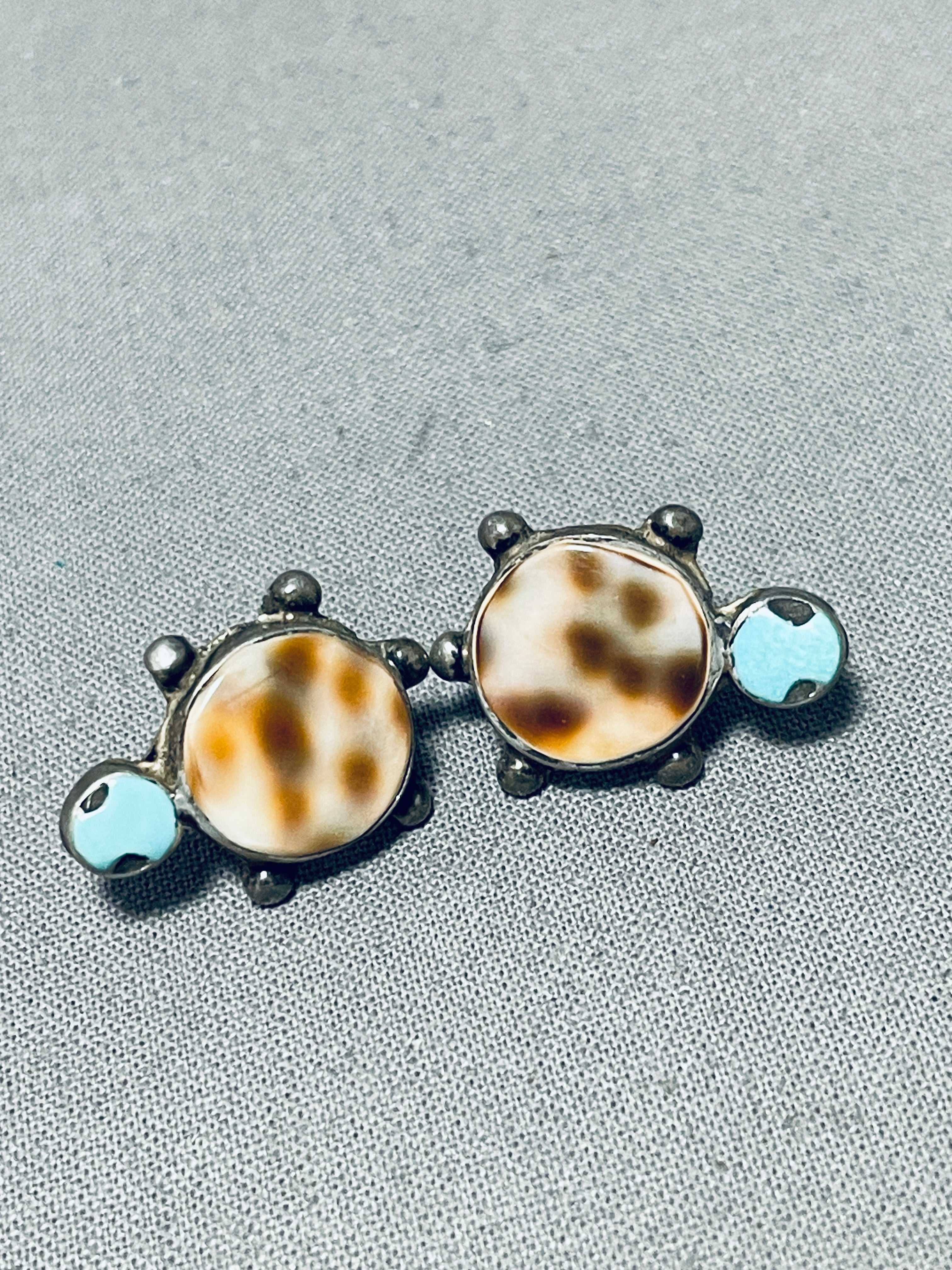 Vintage Native American Zuni Shell & Blue Gem Turquoise Sterling Silver Turtle Earrings - Handmade Southwest Jewelry for Women - Perfect for Boho, Festival & Everyday Wear