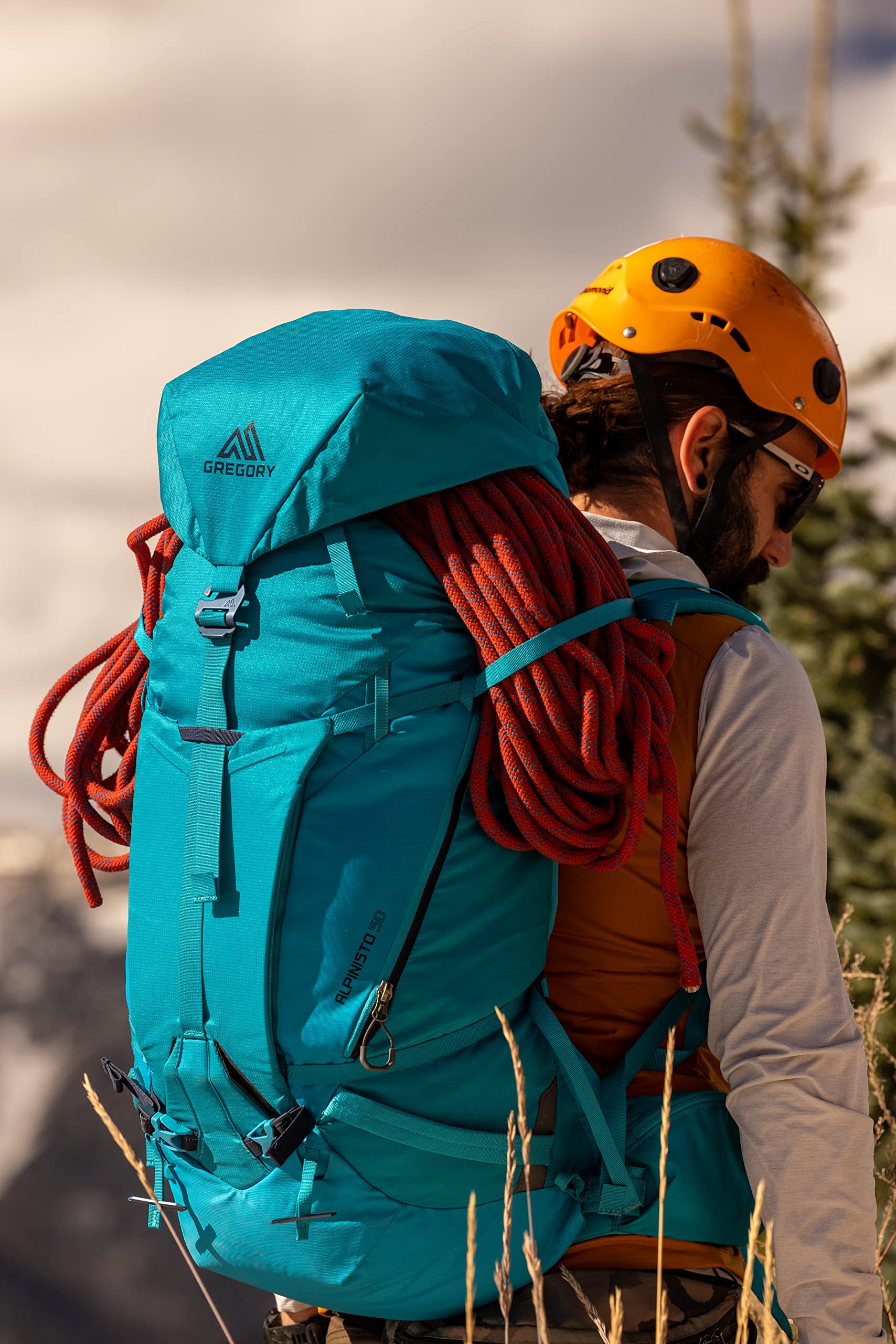 Gregory Mountain Products Alpinisto 50 SM Backpack - Lightweight Hiking & Climbing Pack for Outdoor Adventures (Crevasse Blue) - Perfect for Trekking, Mountaineering & Camping Trips