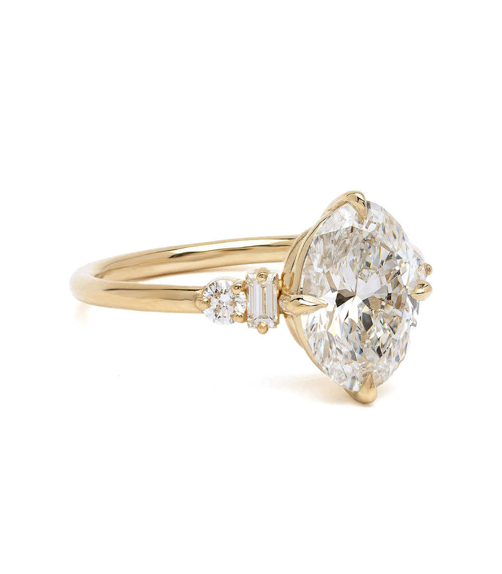Alouette Oval Unique Diamond Cluster Engagement Ring - Lab Grown Diamond for Women | Perfect for Proposals, Anniversaries & Special Occasions