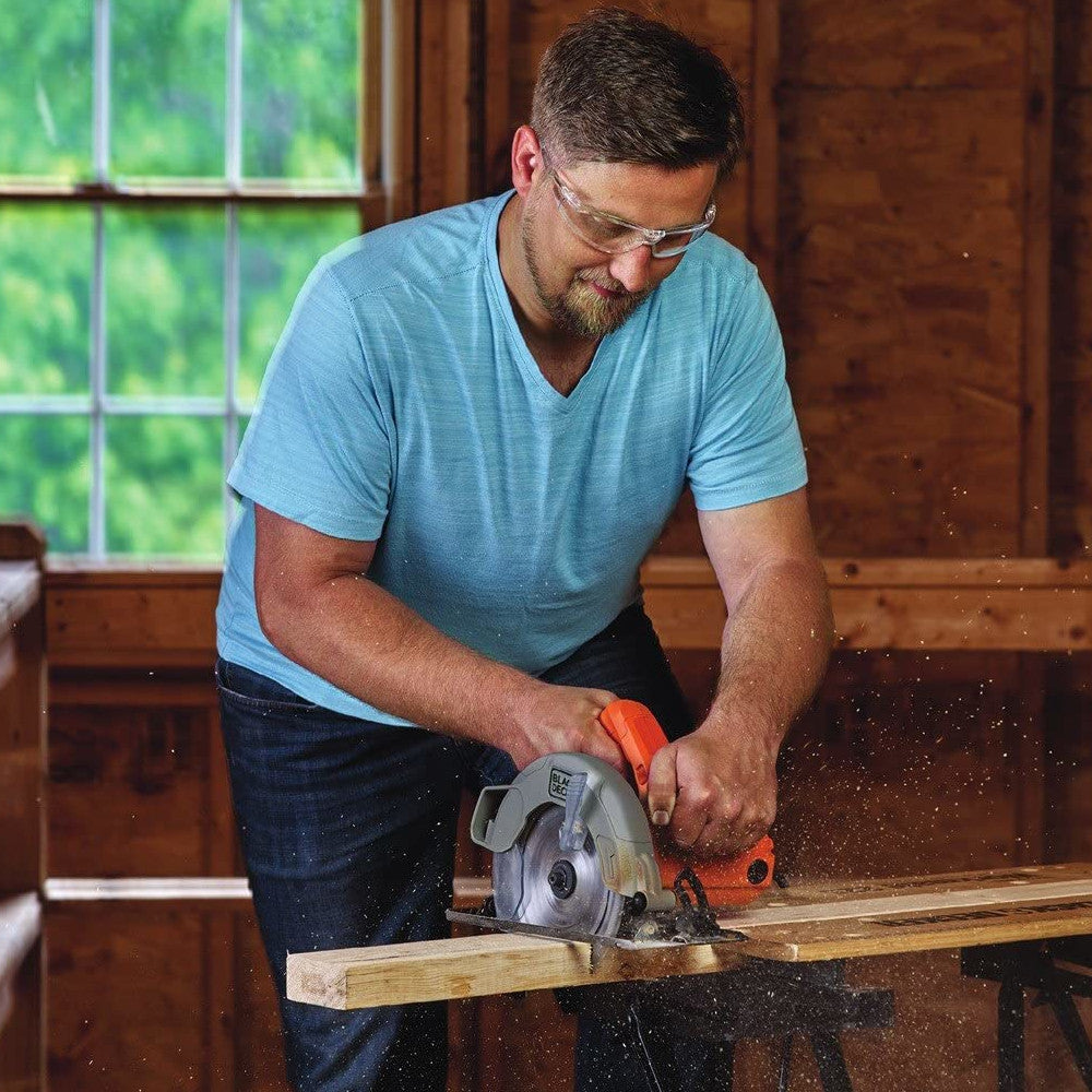 BLACK+DECKER BDECS200C 13 Amp Corded Circular Saw - Powerful & Precise Cutting for Woodworking, DIY Projects & Home Renovations