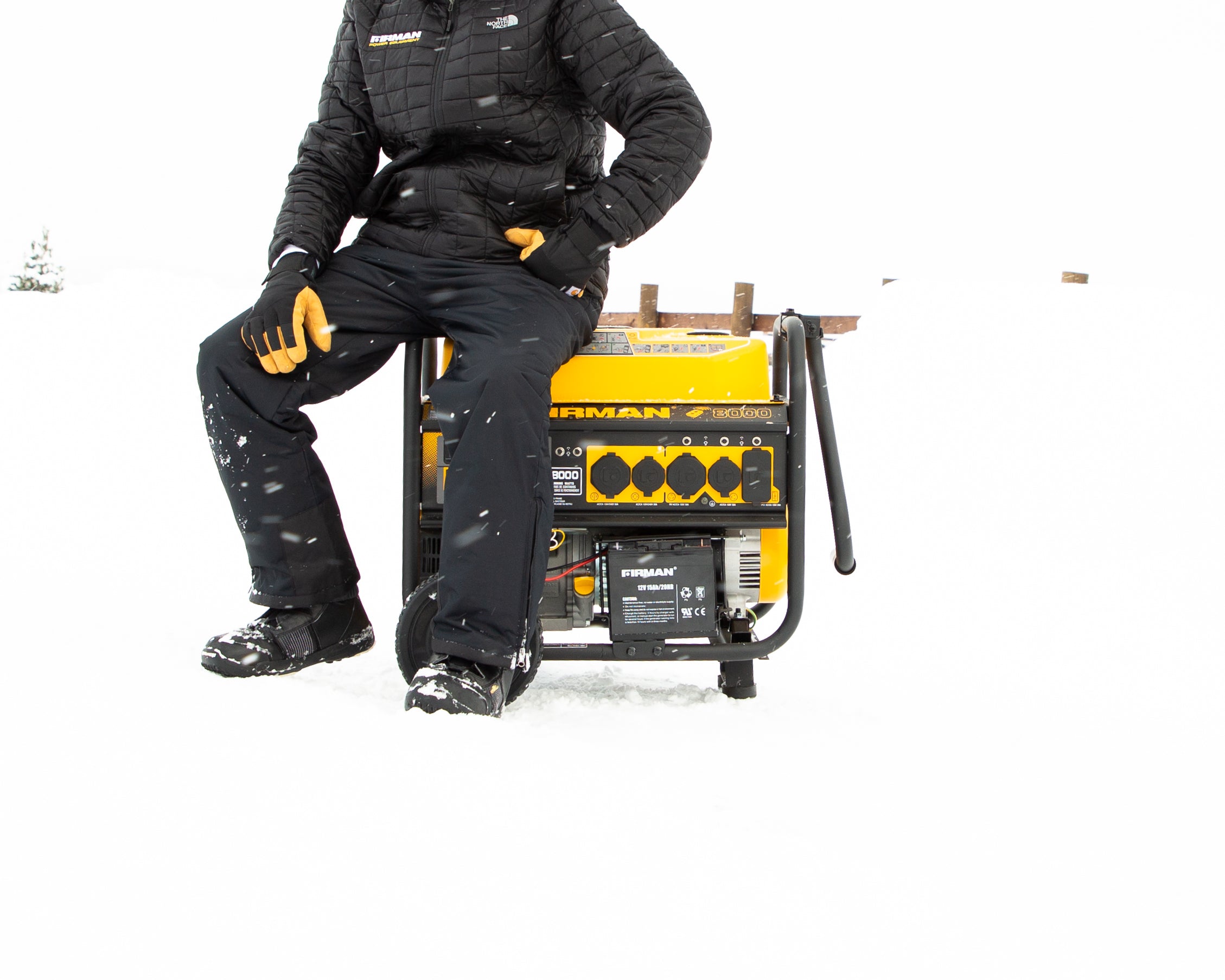 10000W Portable Gas Generator with Remote Start - Dual Voltage 120V/240V - Ideal for Camping, Emergencies & Power Outages