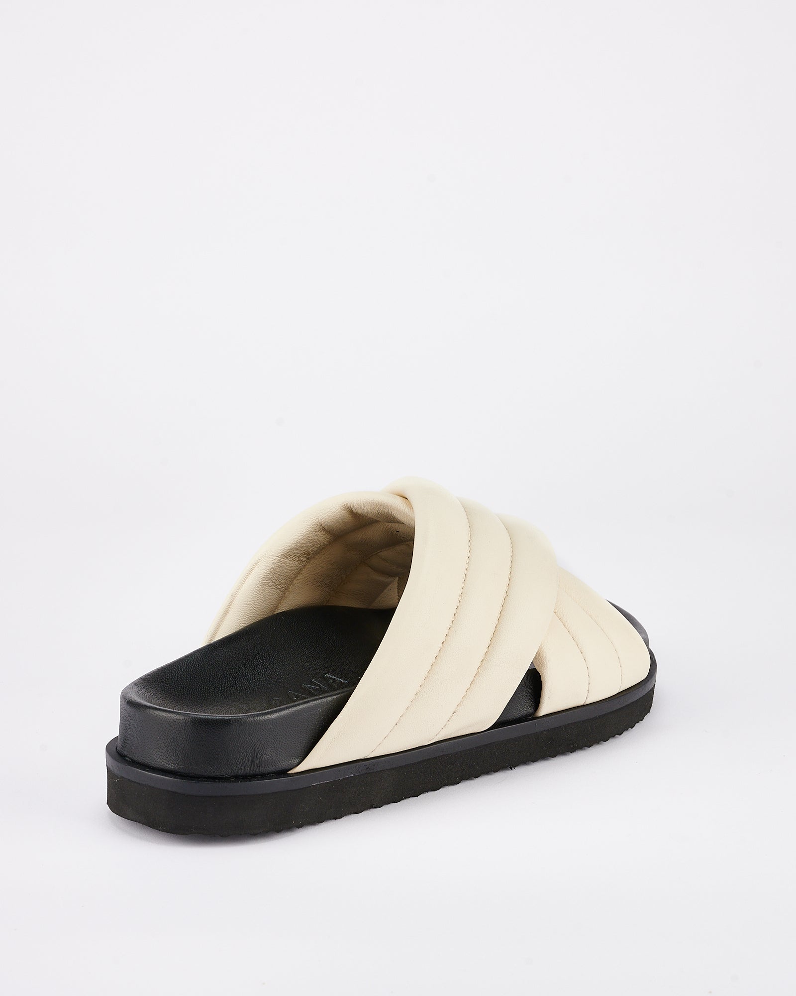 Tucani Comfortable Footbed Sandals - Off White & Black | Perfect for Beach, Pool, and Summer Outdoor Activities