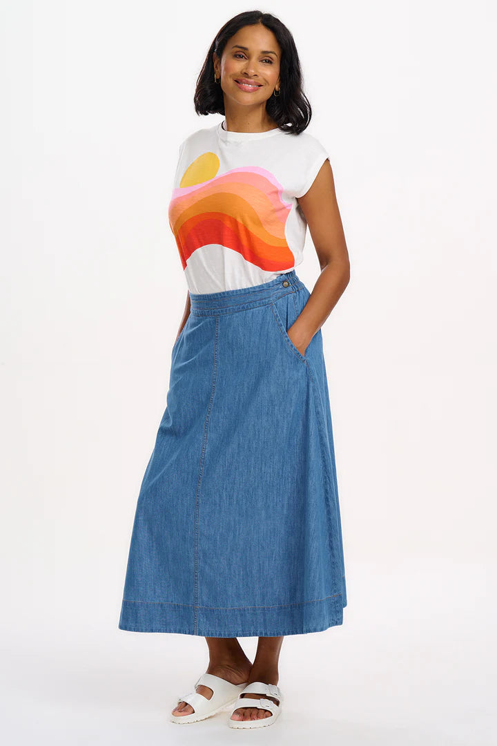 Chrissy Relaxed Tank T-Shirt for Women - Soft & Comfortable Off White & Sunset Waves Print - Perfect for Summer, Beach, and Casual Wear