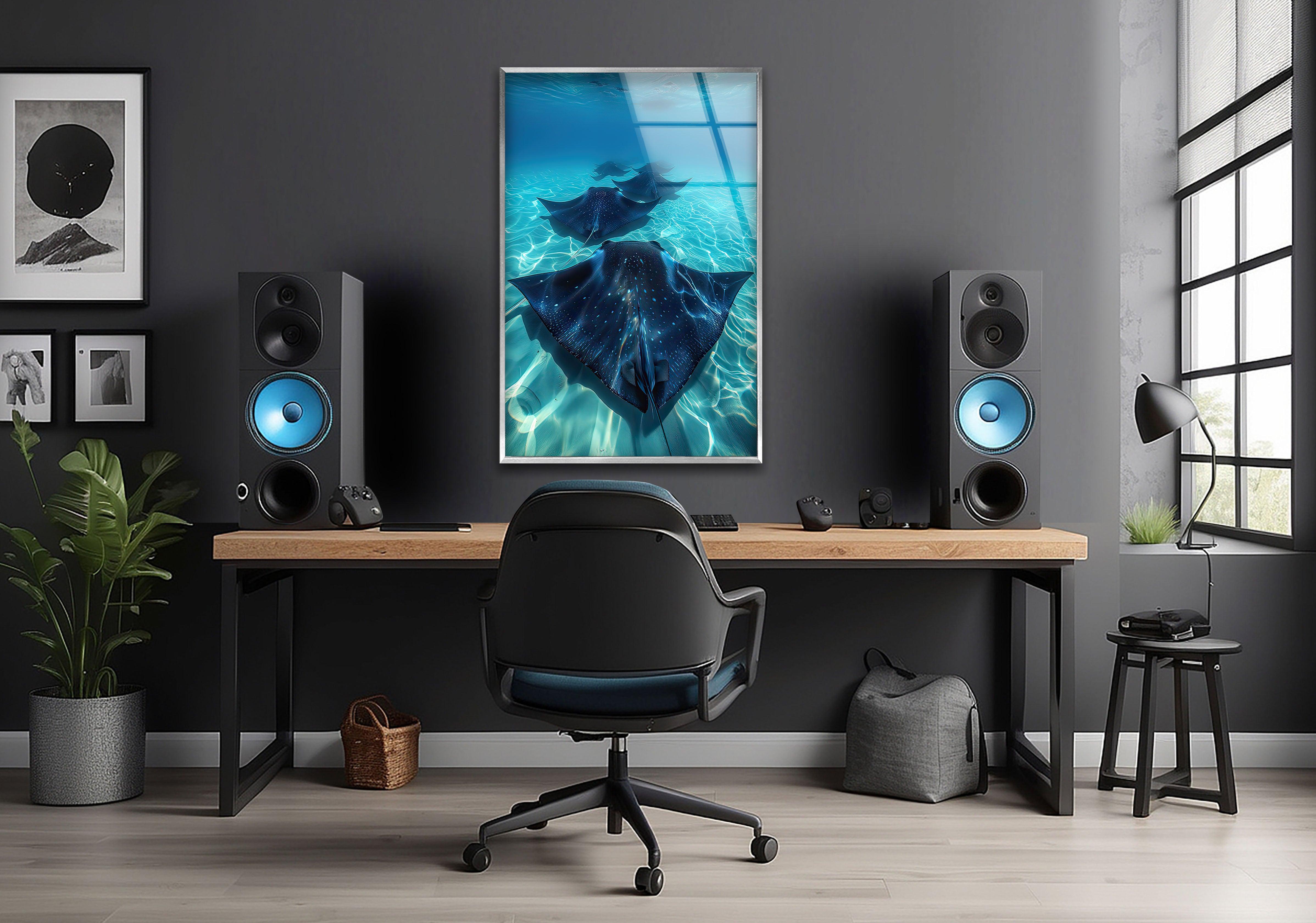 Blue Manta Ray Glass Wall Art - Handcrafted Ocean Themed Decor for Living Room, Bedroom & Office - Perfect Coastal Home Decor Gift