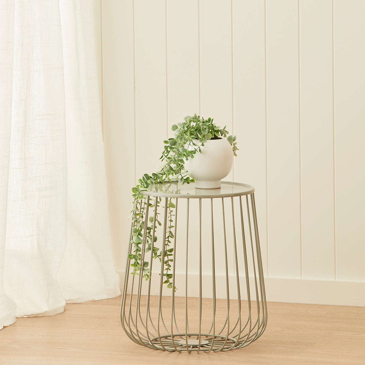 Room Life Finn Side Table - Modern Wooden End Table for Living Room, Bedroom & Office - Perfect for Coffee, Books & Decor