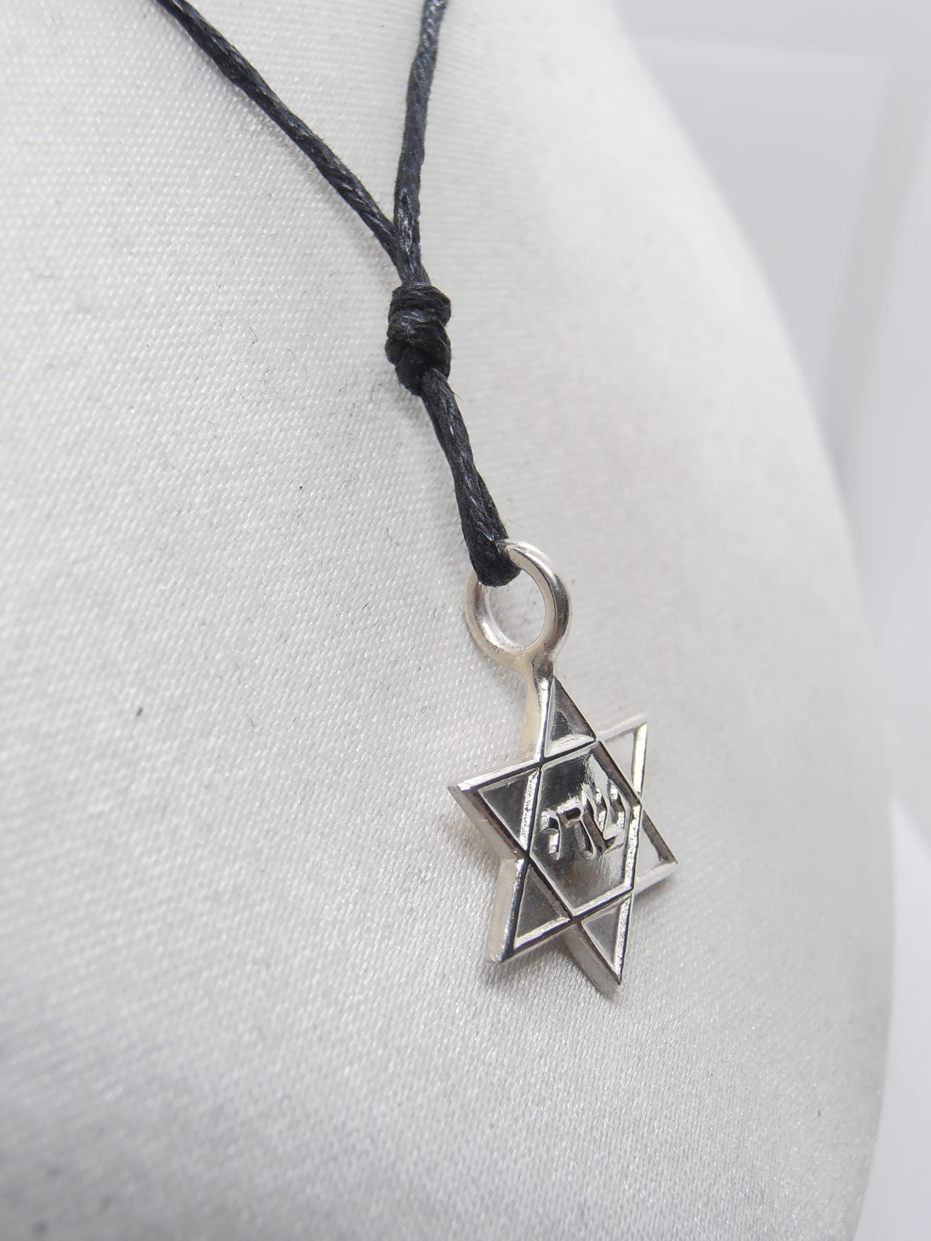 925 Sterling Silver Star of David Pendant Necklace - Jewish Judaica Jewelry for Men & Women - Perfect for Hanukkah, Bar Mitzvah & Religious Occasions