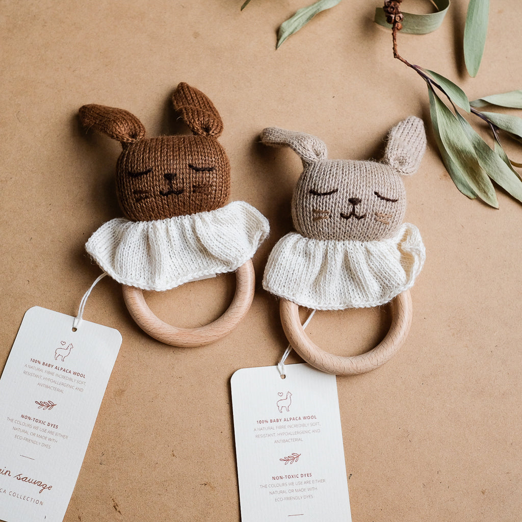 Main Sauvage Bunny Teething Ring Nut - Natural Wooden Teether for Babies - Safe & Non-Toxic Chew Toy for Soothing Sore Gums - Perfect for Infants & Toddlers During Teething, Travel & Playtime