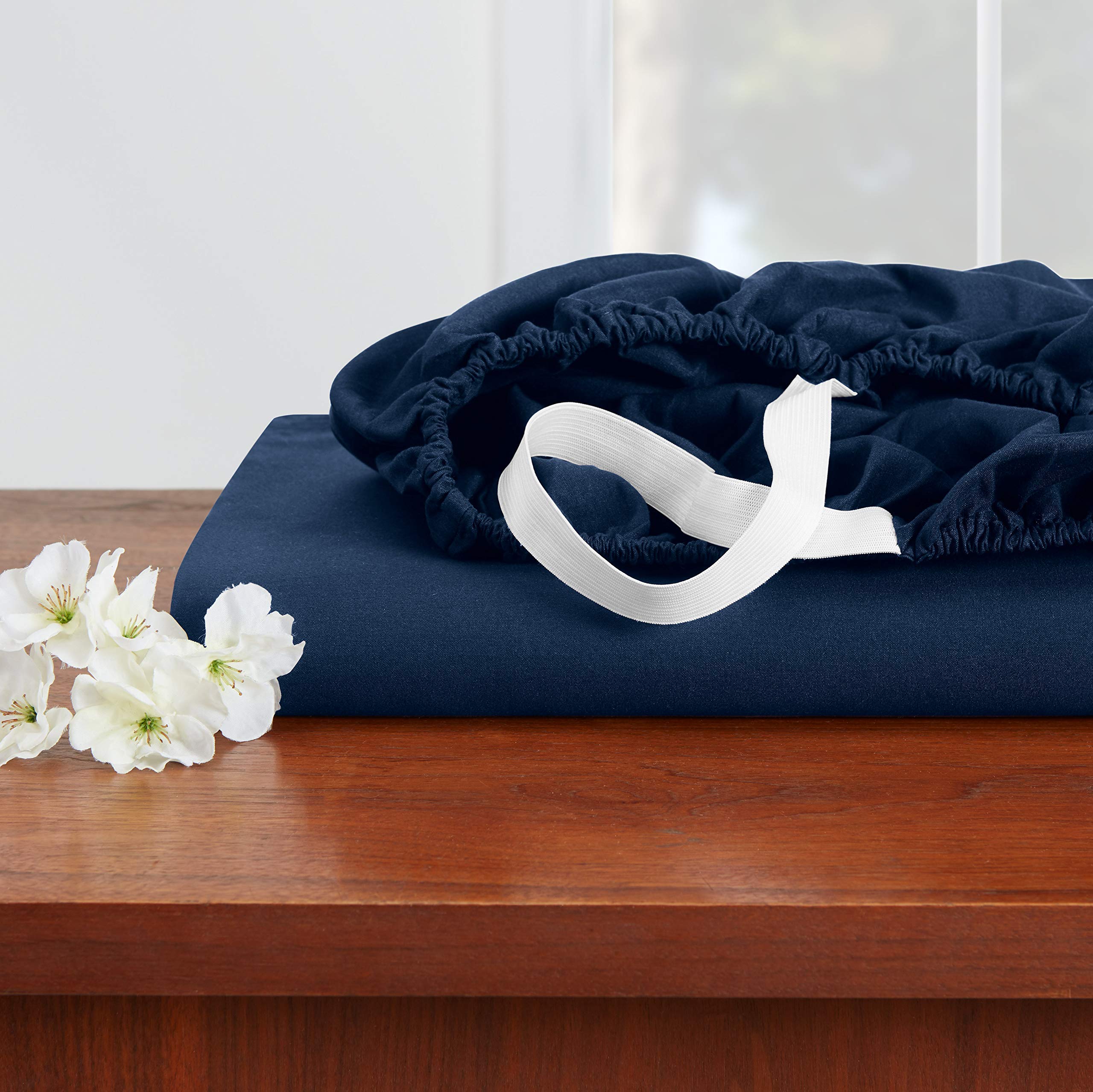 Premium 600 Thread Count 100% Long Staple Cotton Fitted Sheet - Twin XL Size, Navy Blue, Extra Soft & Deep Pocket (Fits Mattress Up to 15