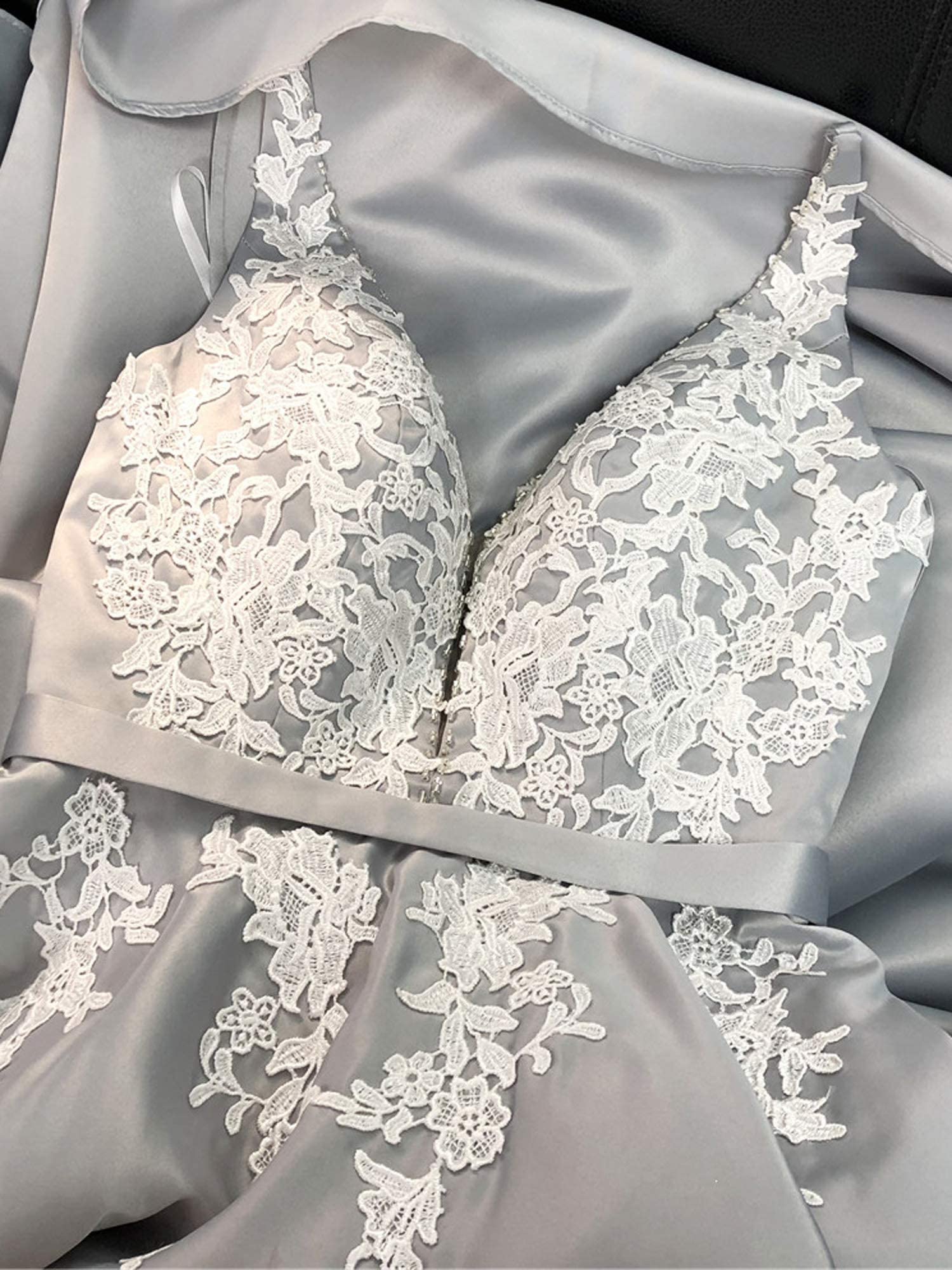 Elegant Prom Dresses for Women 2023 - Lace Appliqued Ball Gown Evening Party Dress for Homecoming, Wedding & Formal Events