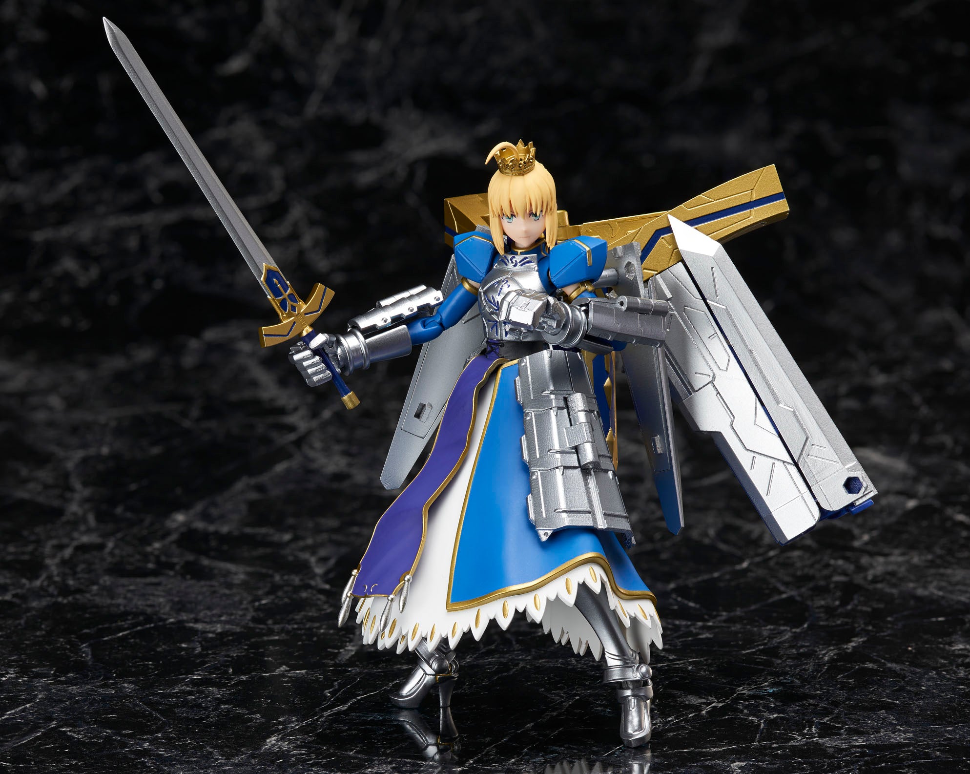 Bandai AGP Saber Altria Pendragon & Variable Excalibur Action Figure - Fate/Grand Order Collectible for Anime Fans & Display