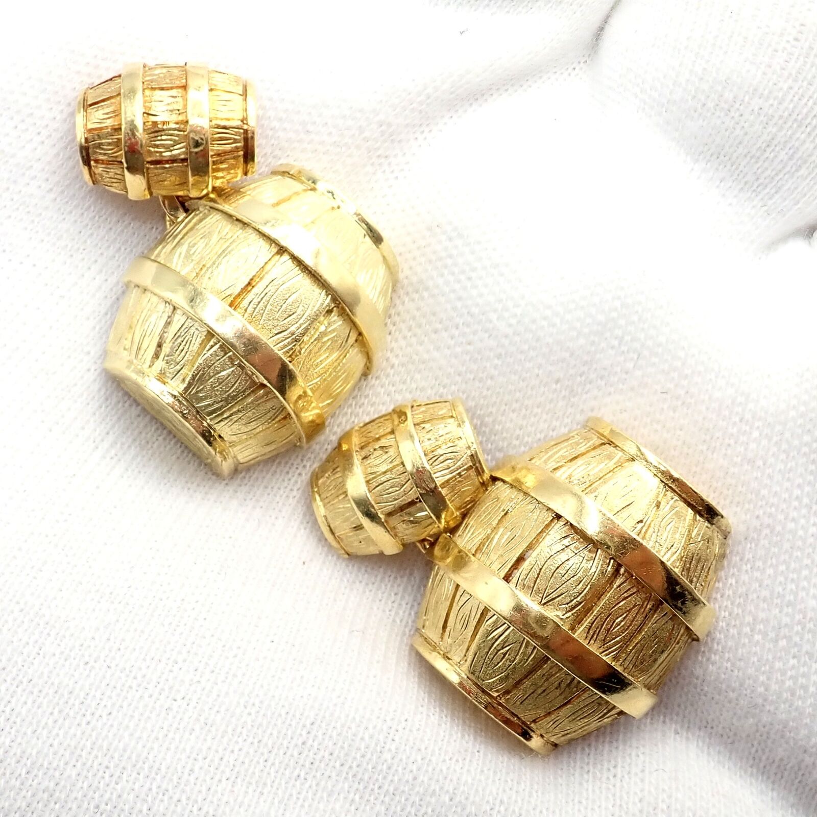 Vintage Cartier 18k Yellow Gold Barrel Cufflinks - Authentic 1970s Luxury Men's Jewelry for Formal Wear & Special Occasions