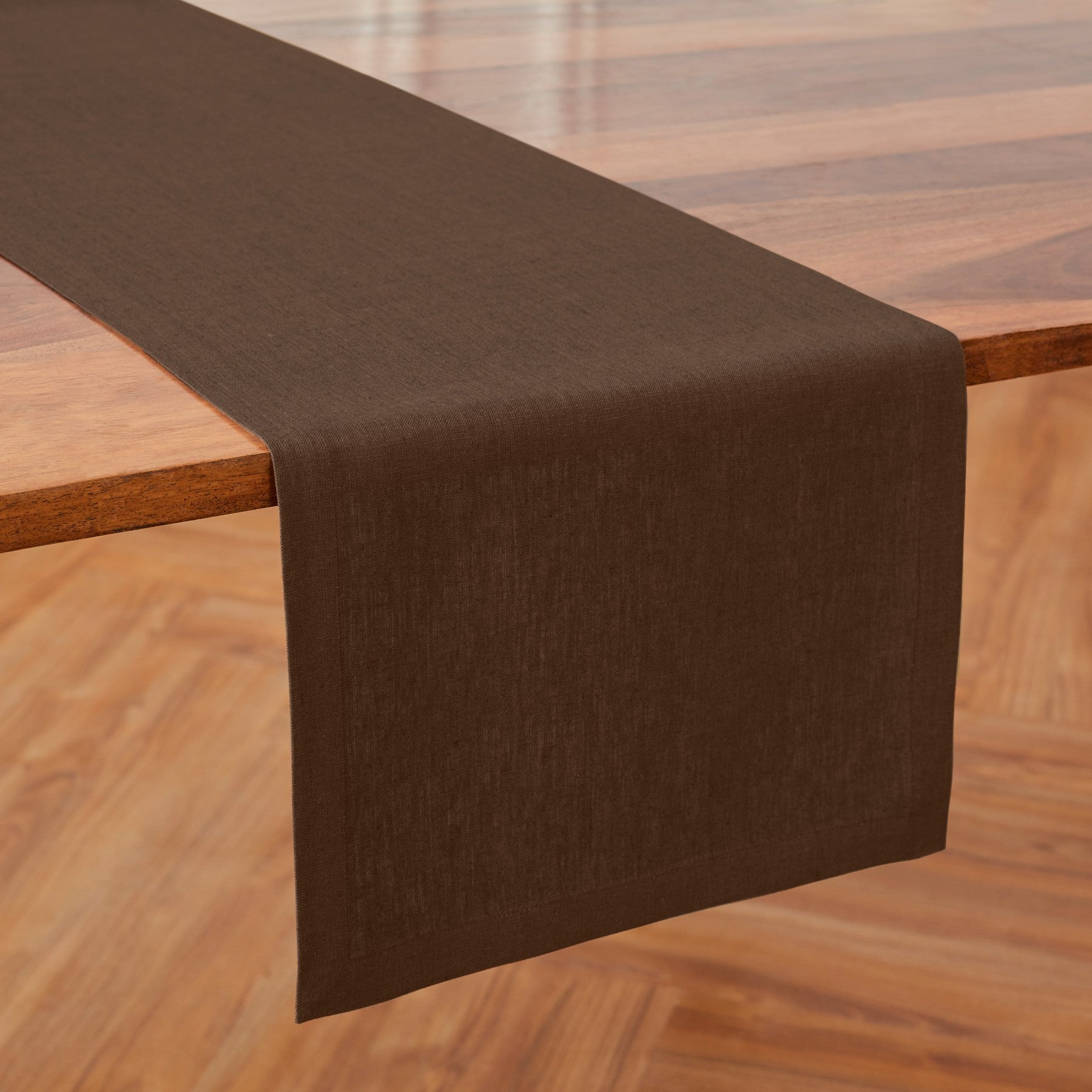 Elegant Diana Medium Weight Table Runner - Perfect for Dining Tables, Weddings, and Holiday Decor