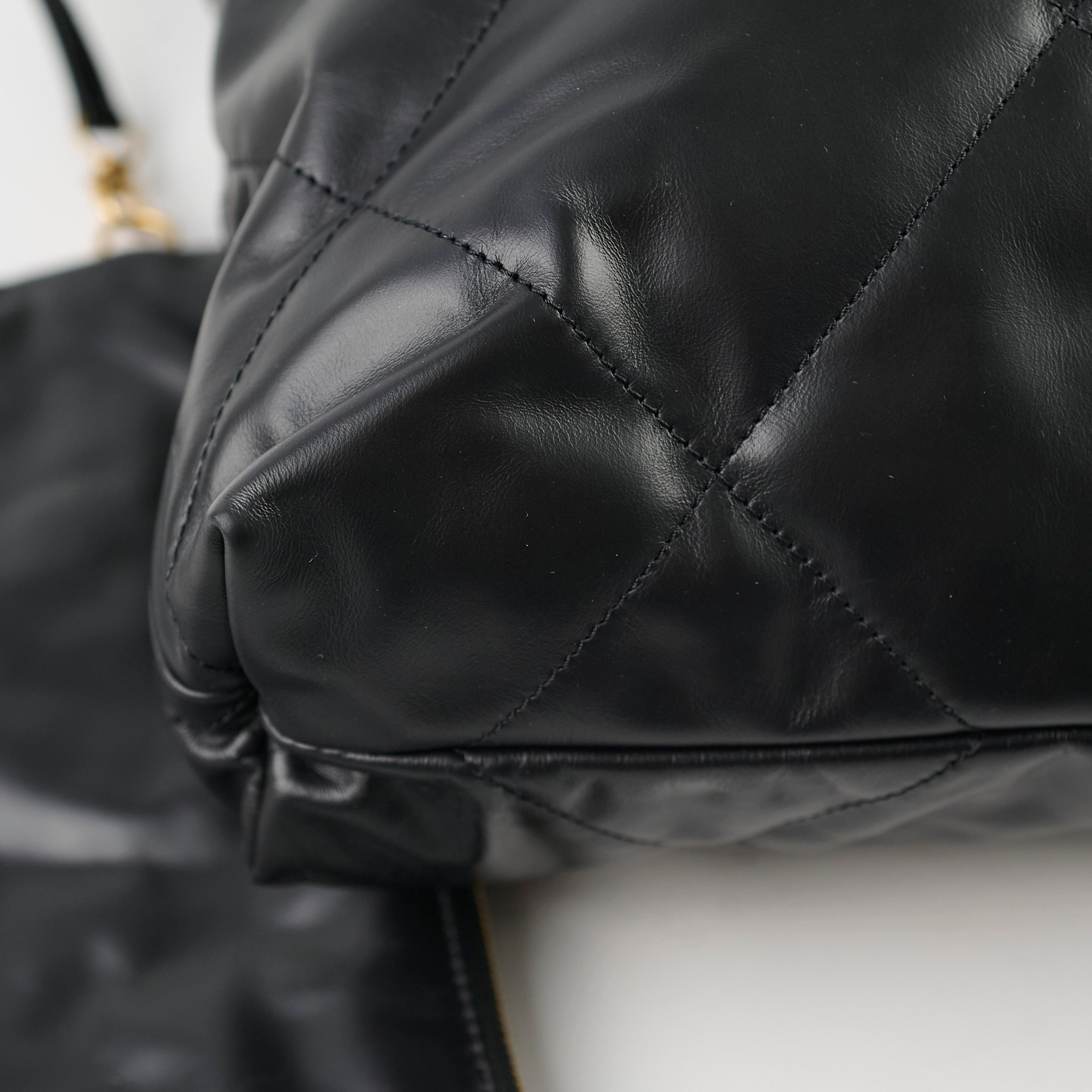 Chanel 22 Medium Black Microchip Leather Handbag - Luxury Designer Shoulder Bag for Women | Perfect for Work, Travel & Evening Events