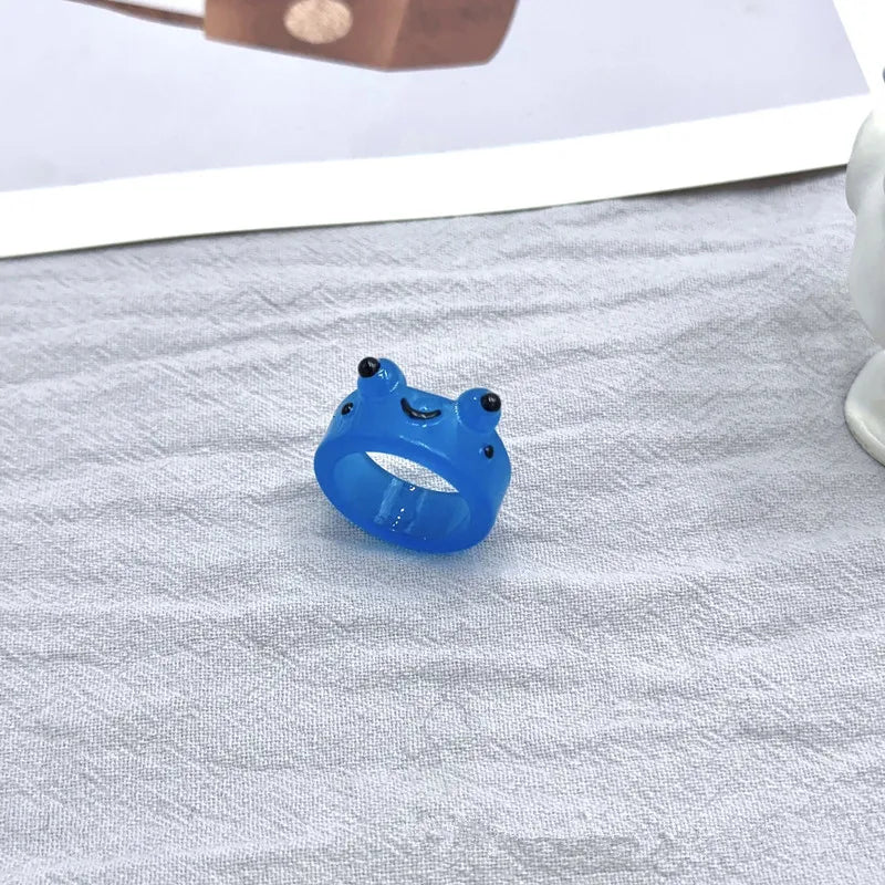 Cute Frog Ring for Women - Adorable Animal Jewelry Gift for Her - Perfect for Birthdays, Anniversaries & Everyday Wear
