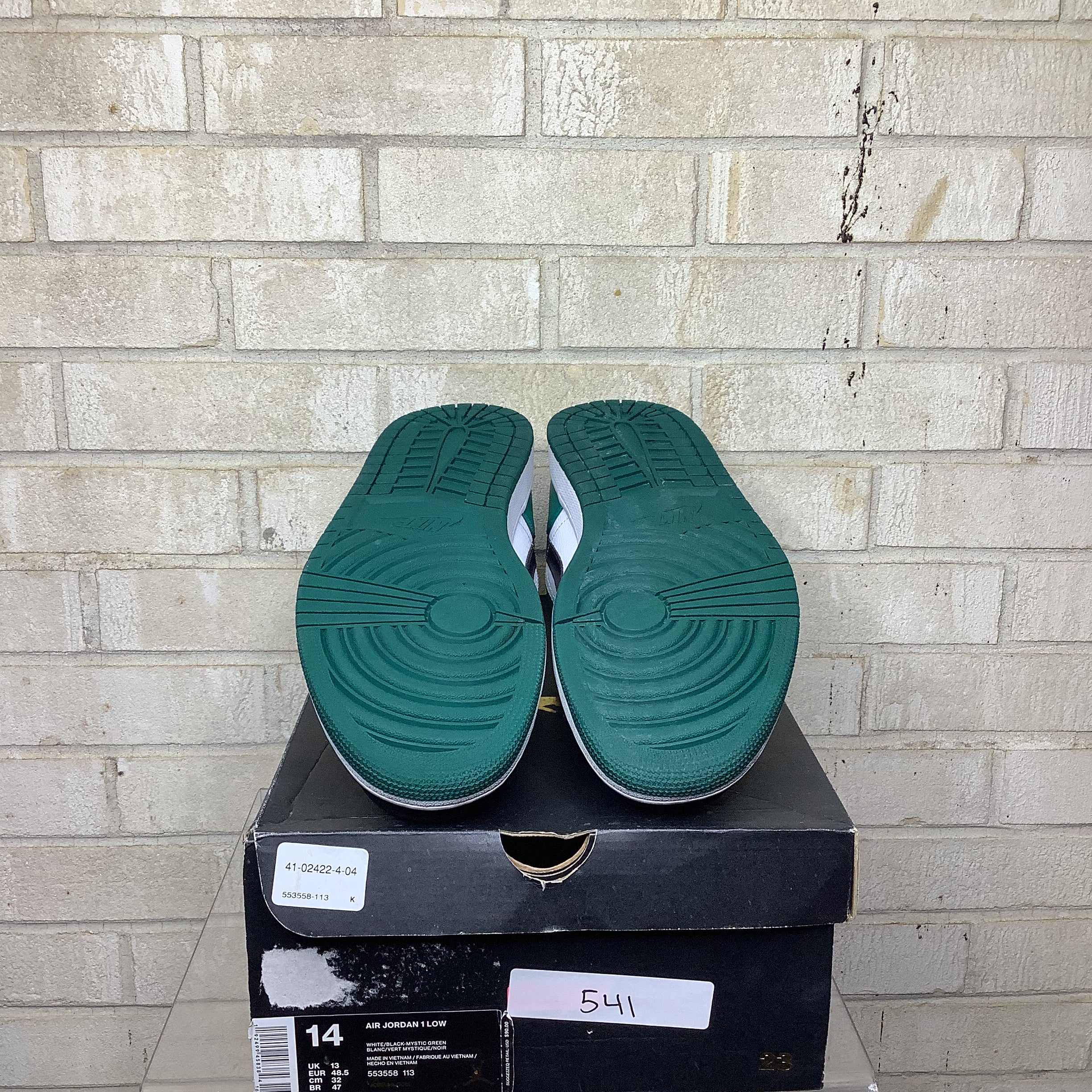 Original Title: AIR JORDAN 1 LOW WHITE BLACK MYSTIC GREEN SIZE 14 553558 113   Optimized Title: **Air Jordan 1 Low Sneakers - White, Black & Mystic Green - Men's Size 14 (Style 553558-113) - Perfect for Casual Wear, Street Style & Basketball Fans**