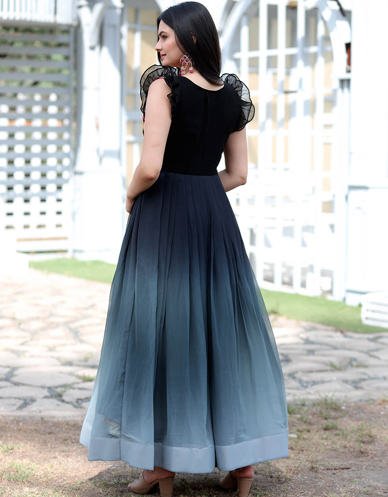 Stylish Black Faux Blooming Designer Gown for Women - Perfect for Evening Parties, Prom, and Special Occasions