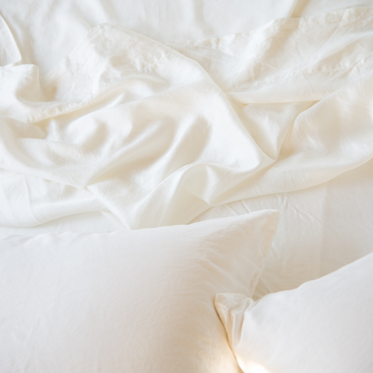 Seraphina Soft & Breathable Flat Sheet - Premium 100% Cotton Bed Sheet for Comfortable Sleep - Perfect for Bedrooms, Guest Rooms & Dormitories