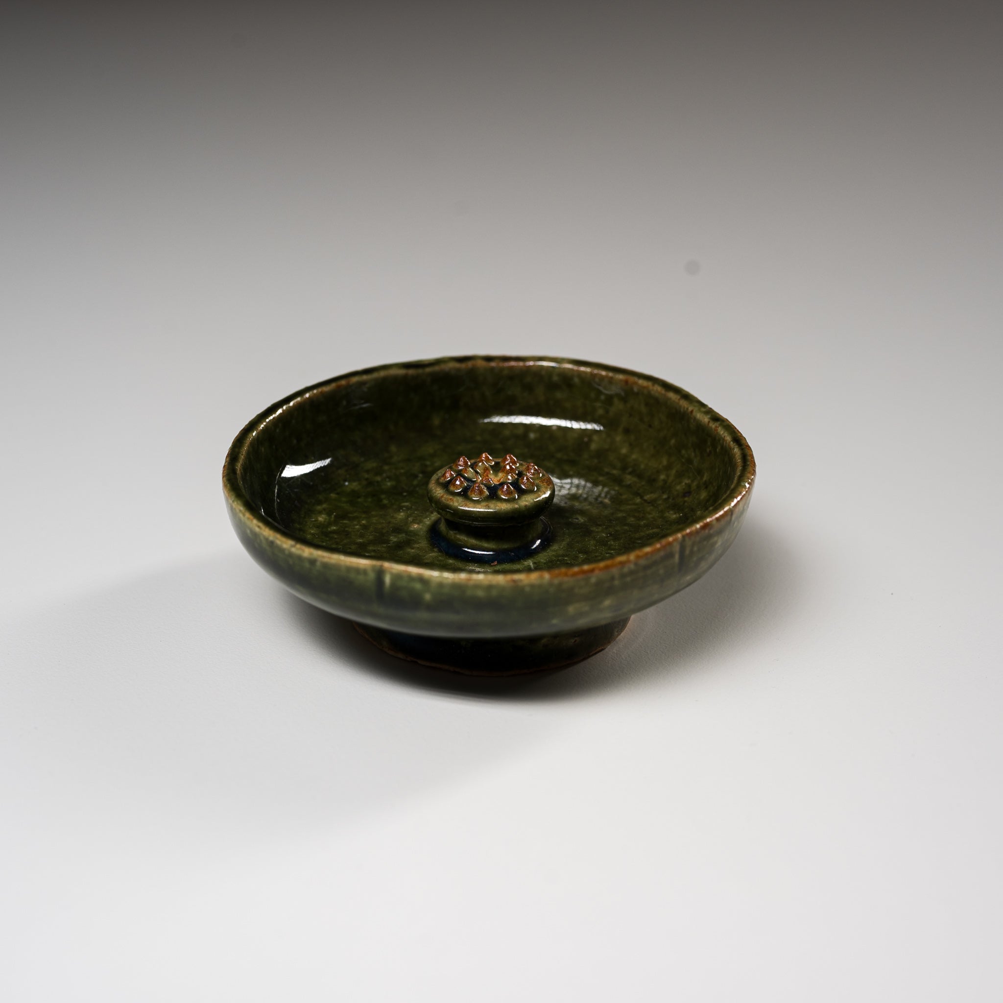 Zoho Kiln Incense Holder - Handcrafted Camellia Green Ceramic Incense Burner for Aromatherapy & Meditation | Japanese Style Home Decor for Zen Spaces, Yoga Rooms & Spiritual Practices