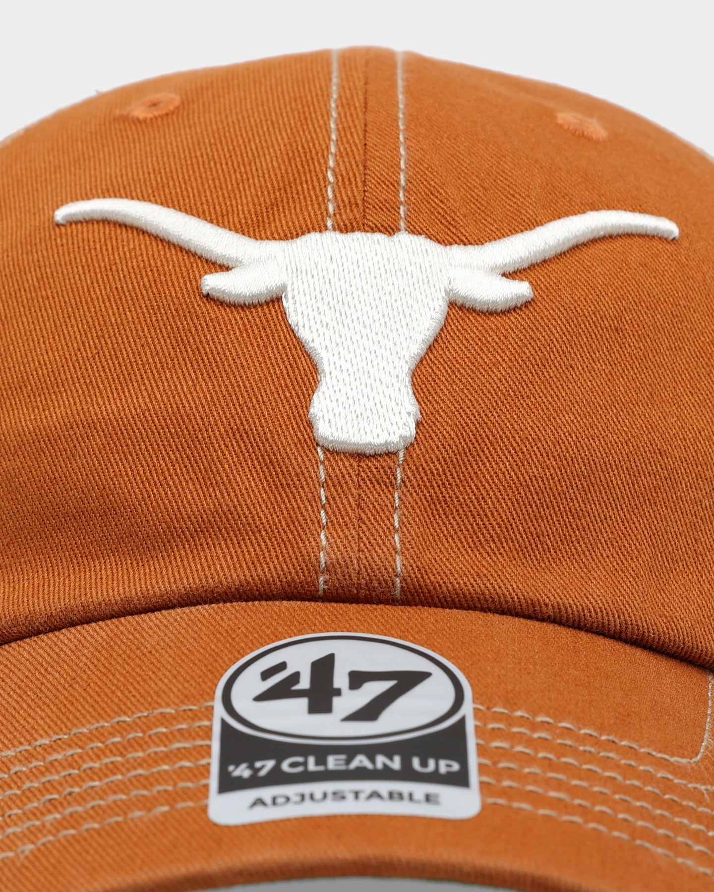47 Brand Texas Longhorns Trawler '47 Clean Up Strapback Hat - Adjustable Burnt Orange Snapback Cap for Men & Women - Perfect for College Football Games, Tailgating and Casual Wear