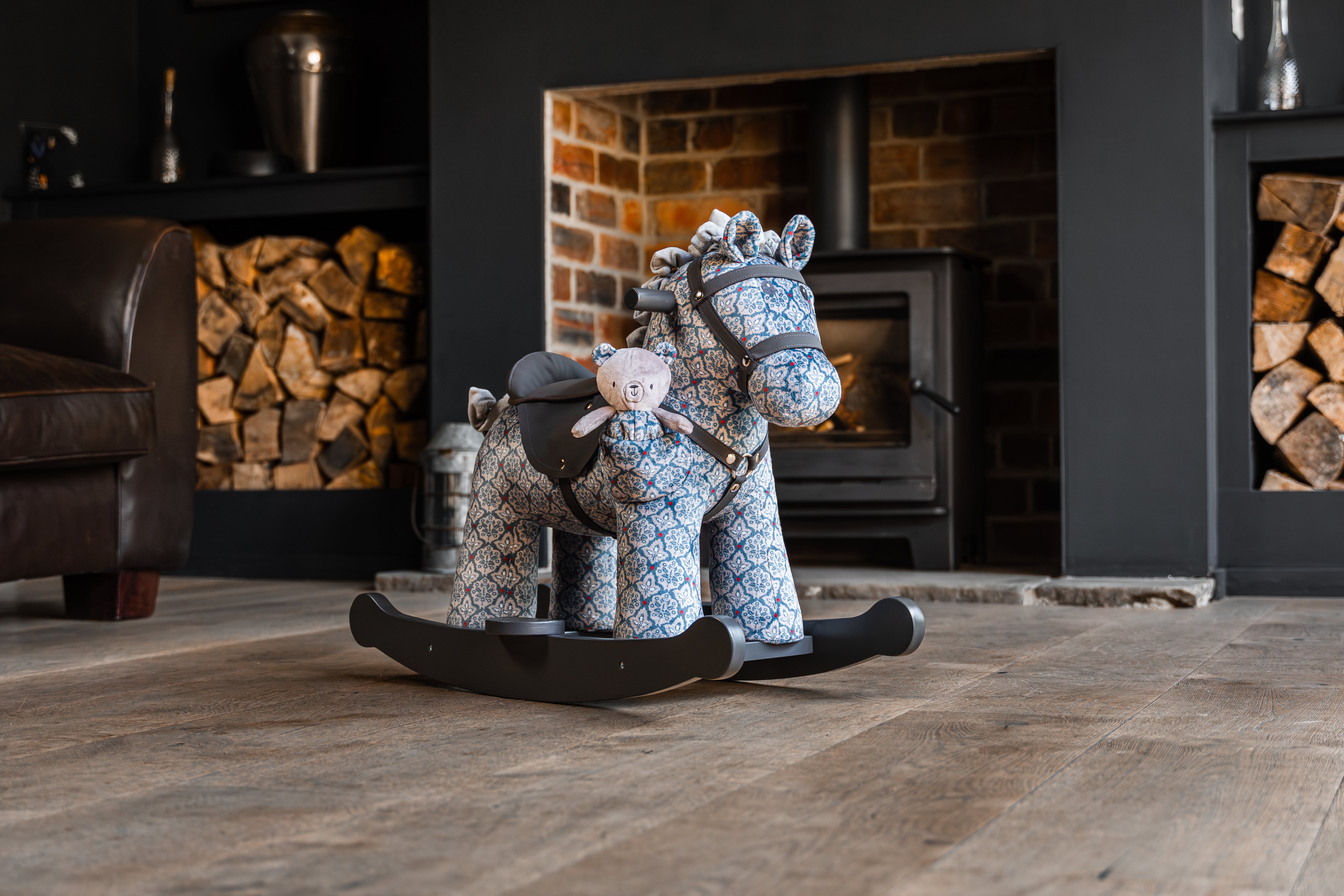 Louie & Duke Wooden Rocking Horse for Kids - Classic Nursery Decor & Toddler Gift for Birthday & Christmas | Perfect for Playrooms, Bedrooms & Daycare Centers