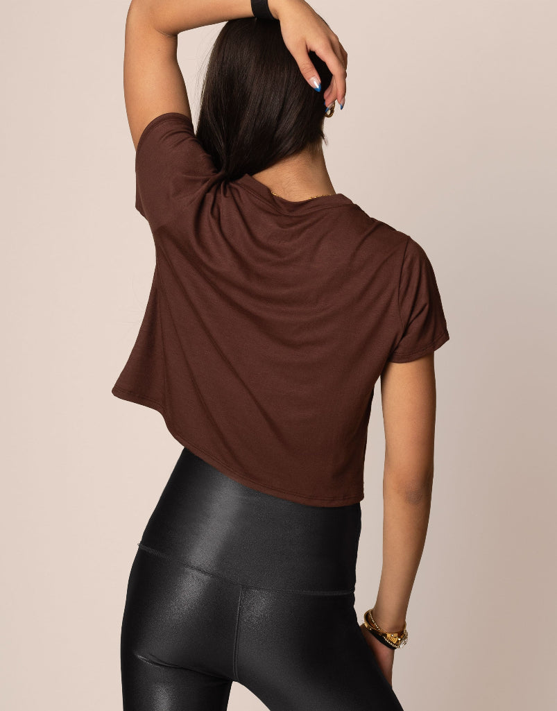 Essential HOTWORX Workout Tee in Chocolate Brown - Perfect for Yoga, Pilates & Fitness Training
