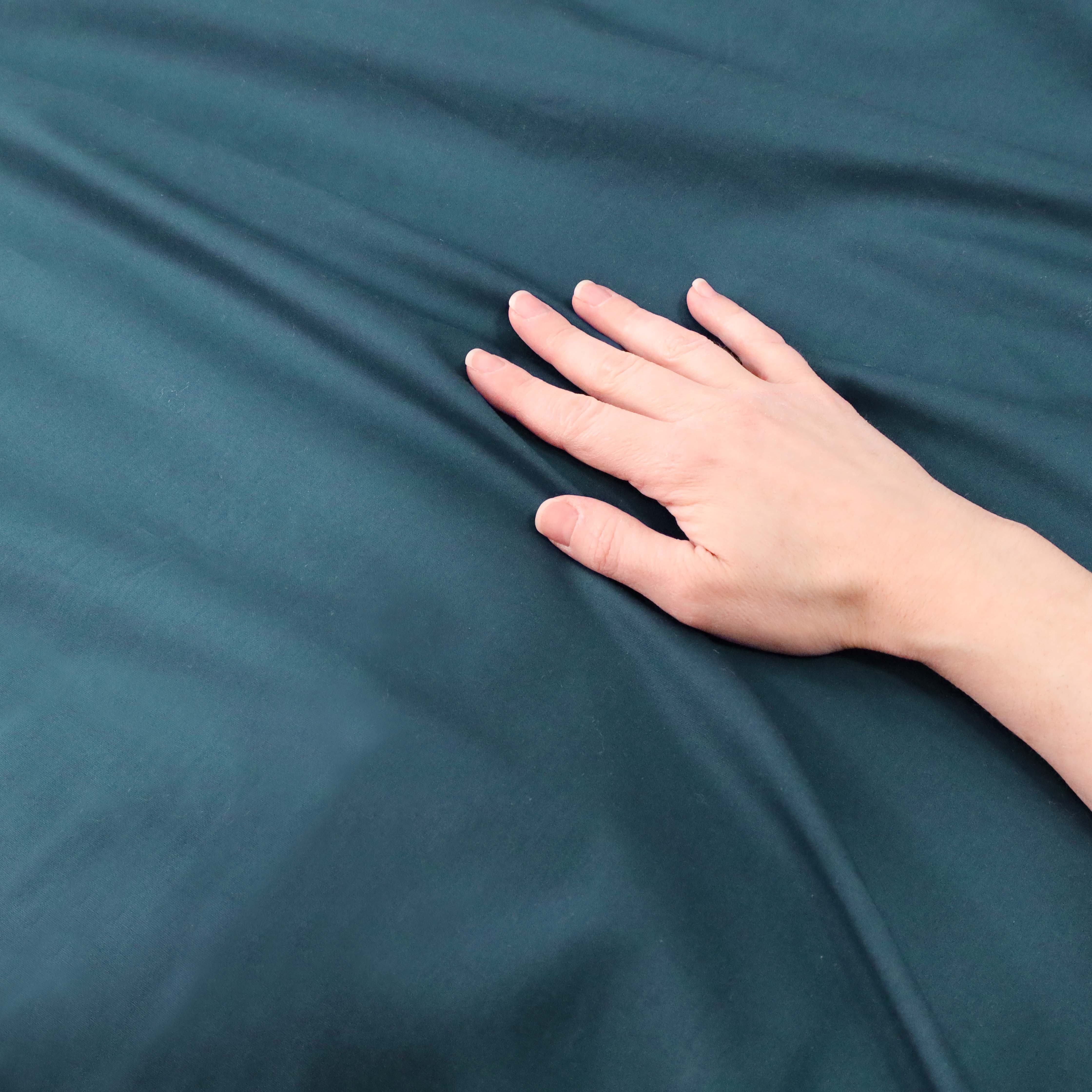 300 Thread Count Cotton Percale Solid Duvet Cover Set - Queen Size, Breathable & Soft Bedding Set for All Seasons - Perfect for Master Bedroom, Guest Room & Hotel Use