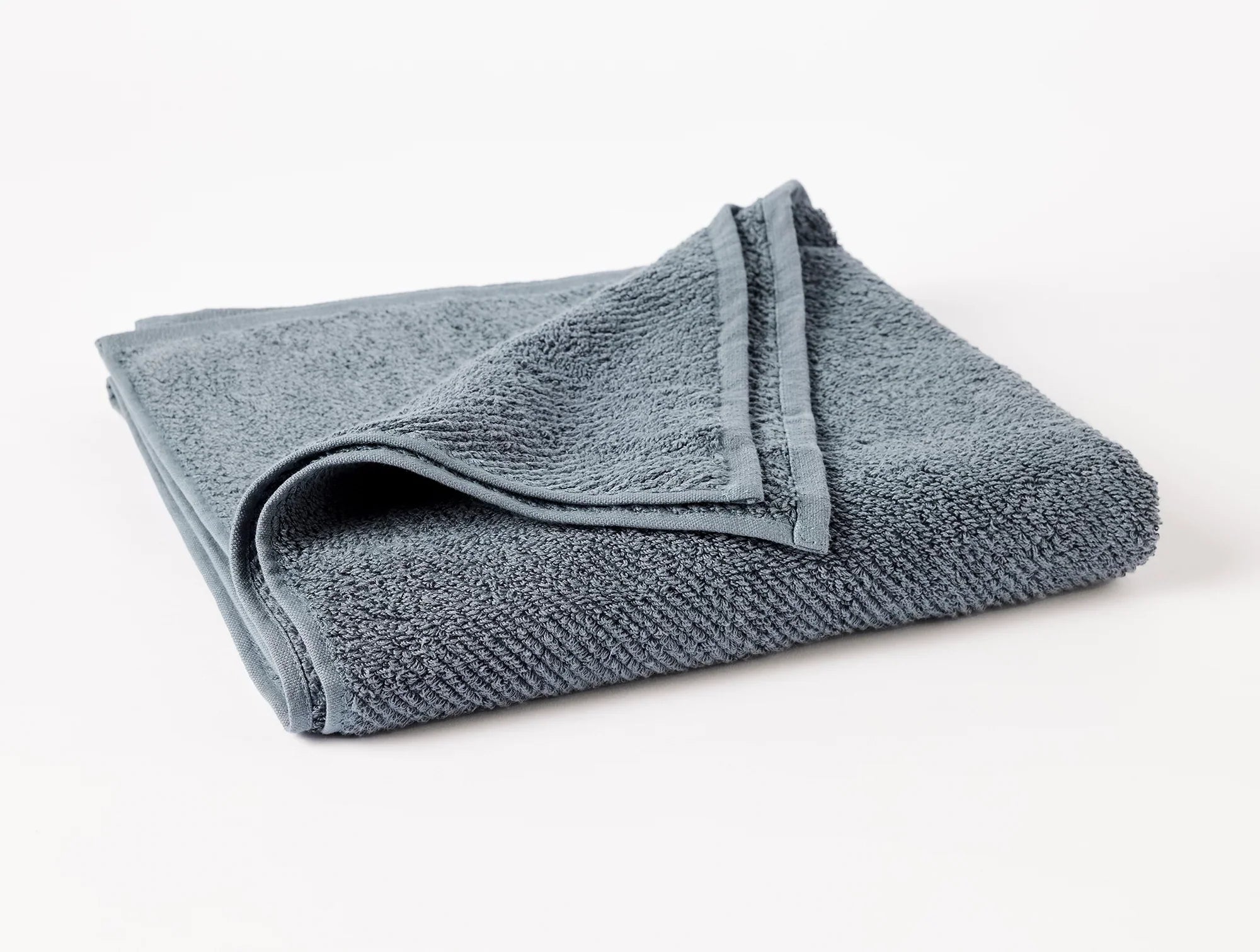 Premium Organic Cotton Bath Towels & Mats - Ultra Soft, Absorbent & Eco-Friendly for Spa, Bathroom & Beach Use