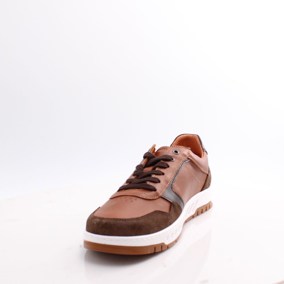 Skater Dubarry Shoes - Trendy & Comfortable Skate Shoes for Men & Women - Perfect for Street Style & Skateboarding