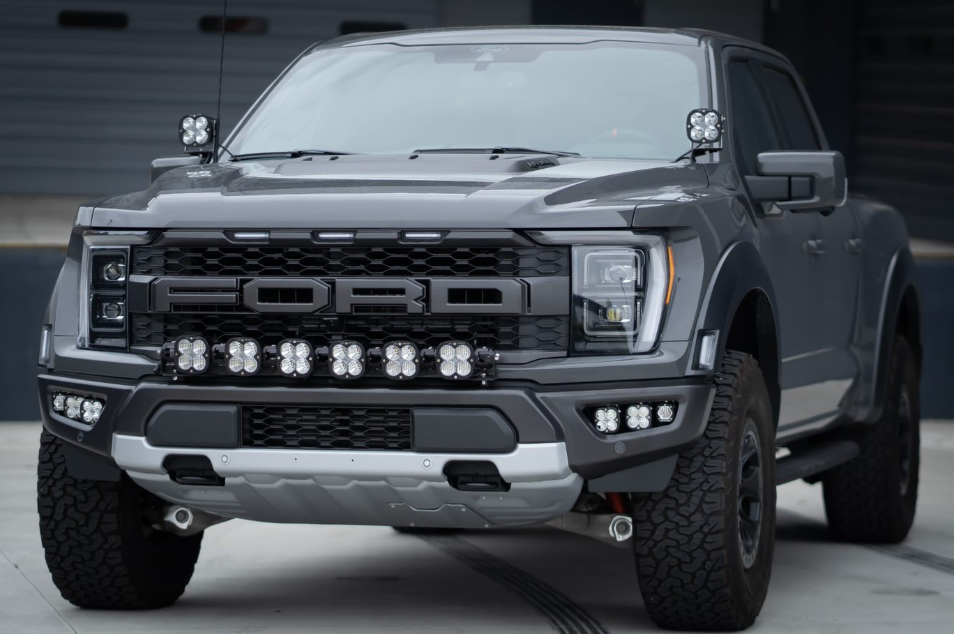 2021-2023 Ford Raptor Baja Designs XL Linkable LED Light Bar Kit - Off-Road Lighting for Desert Racing & Night Driving
