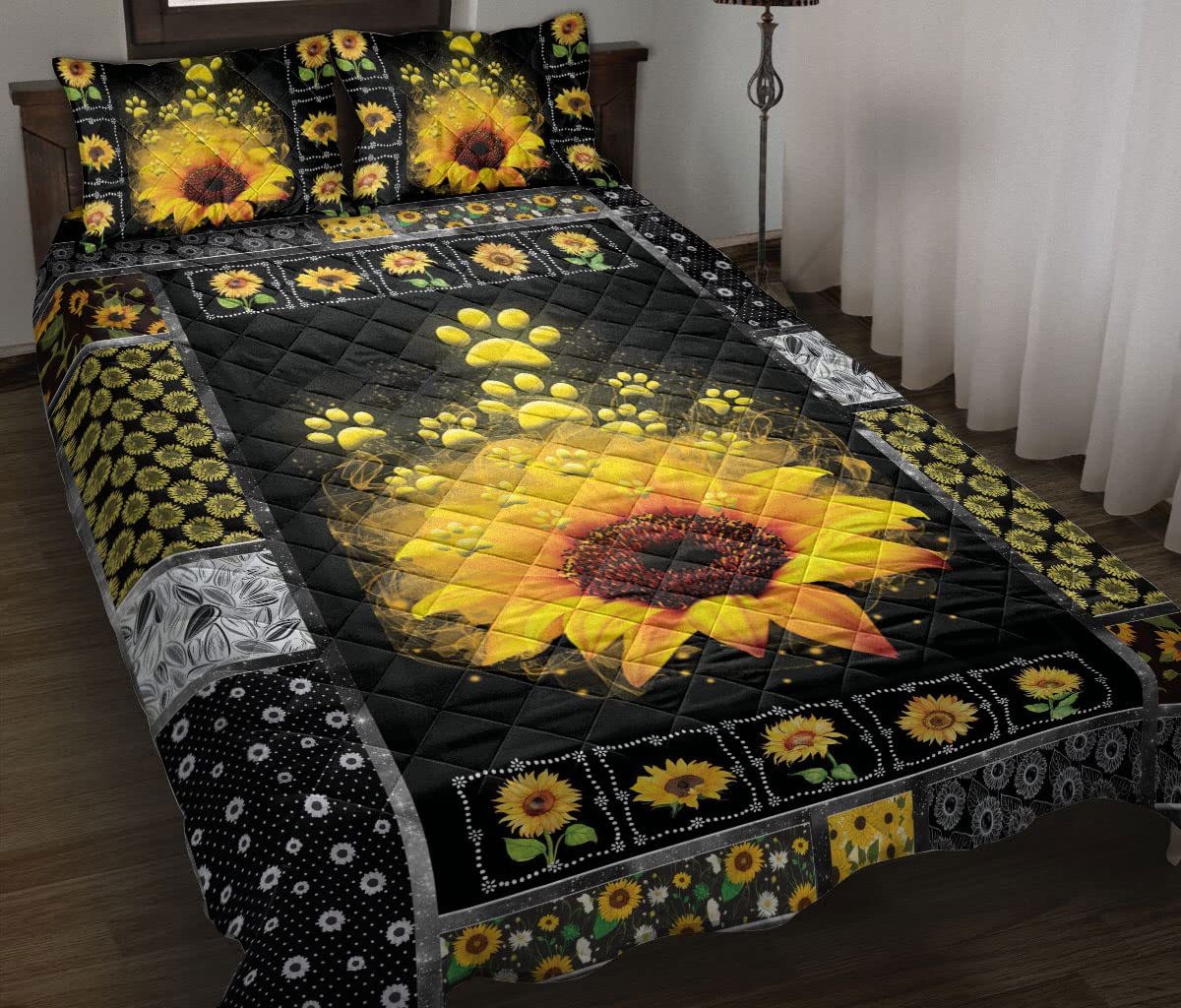 Dog Cat Paw Floral Quilt Blanket & Pillowcases - King/Queen Size for Pet Lovers' Bedroom