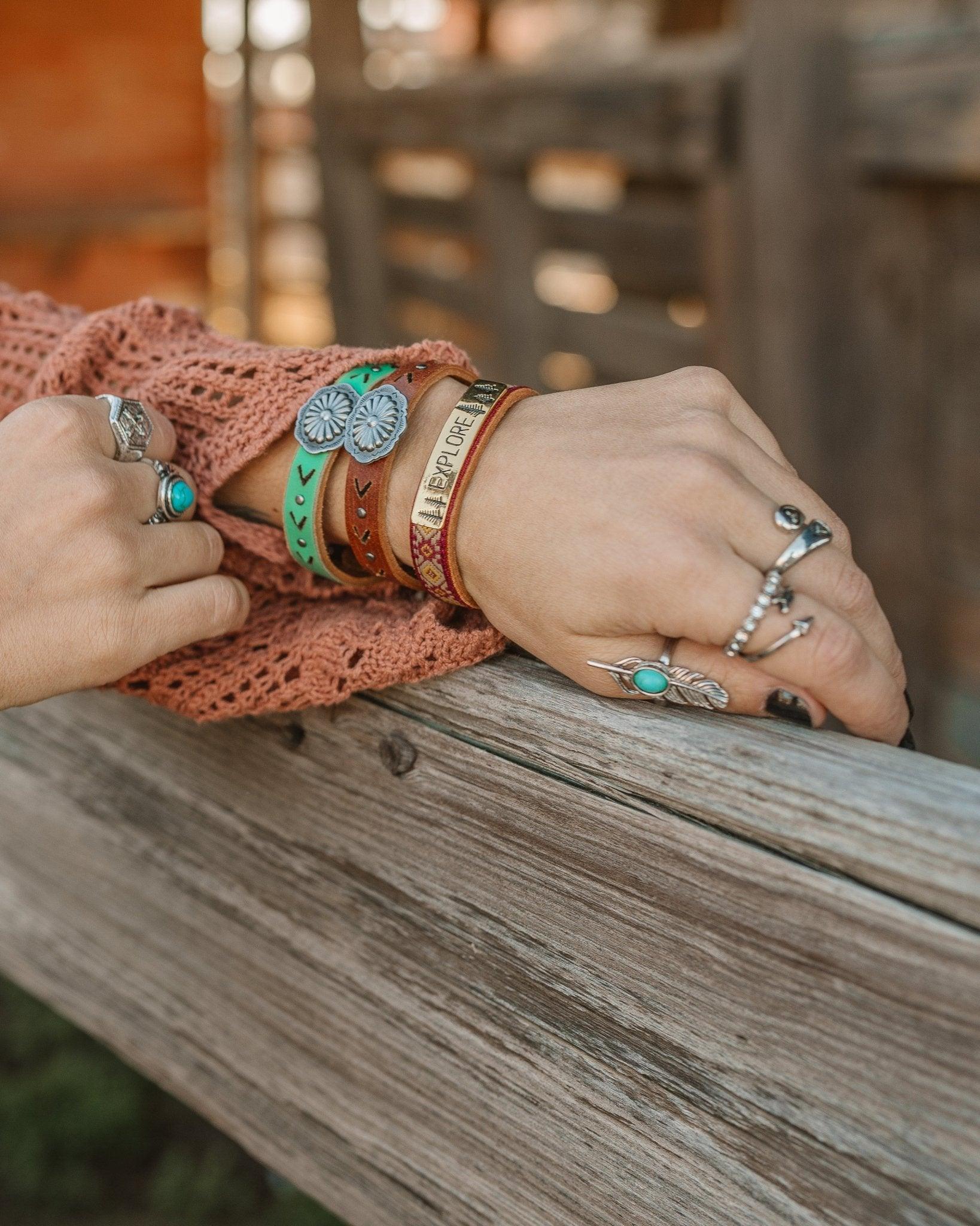 Stylish Thin Concho Bracelet for Women - Western Boho Fashion Jewelry - Perfect for Casual Wear, Festivals & Layering