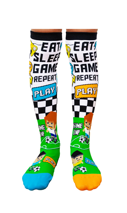 Madmia Game Socks - Comfortable Non-Slip Gamer Socks for Men & Women - Perfect for Esports, Gaming Marathons and Lounge Wear