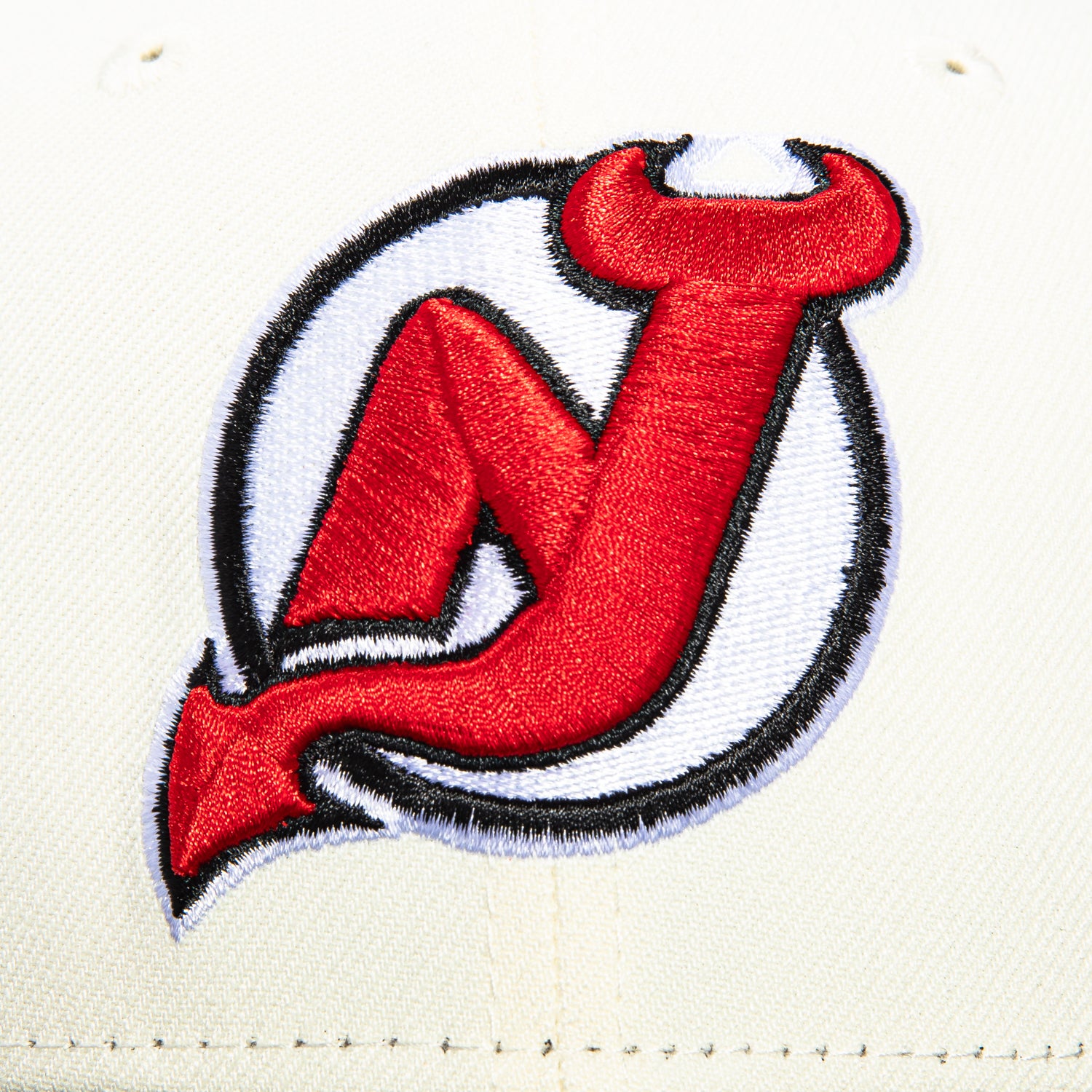 New Era 59Fifty New Jersey Devils Martin Brodeur Patch Snapback Hat - White & Black NHL Hockey Cap for Men, Perfect for Games & Fan Collections