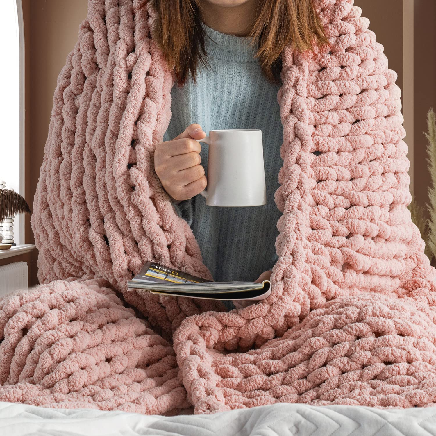 Chunky Knit Blanket Throw 50x60 Inches - Ultra Soft Chenille Yarn Cable Knit Blanket - Machine Washable Handmade Crochet Throw for Couch, Bed & Sofa - Cozy Home Decor for Living Room, Nursery (Blush Pink)