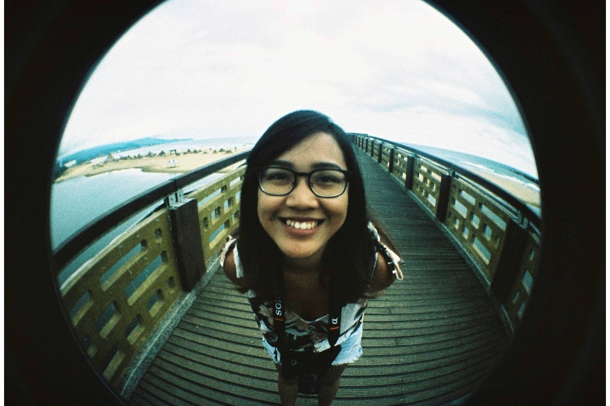 Lomography Fisheye No.2 Grape Jam 35mm Film Camera - Vintage Style Fisheye Lens for Creative Photography, Travel & Artistic Shots