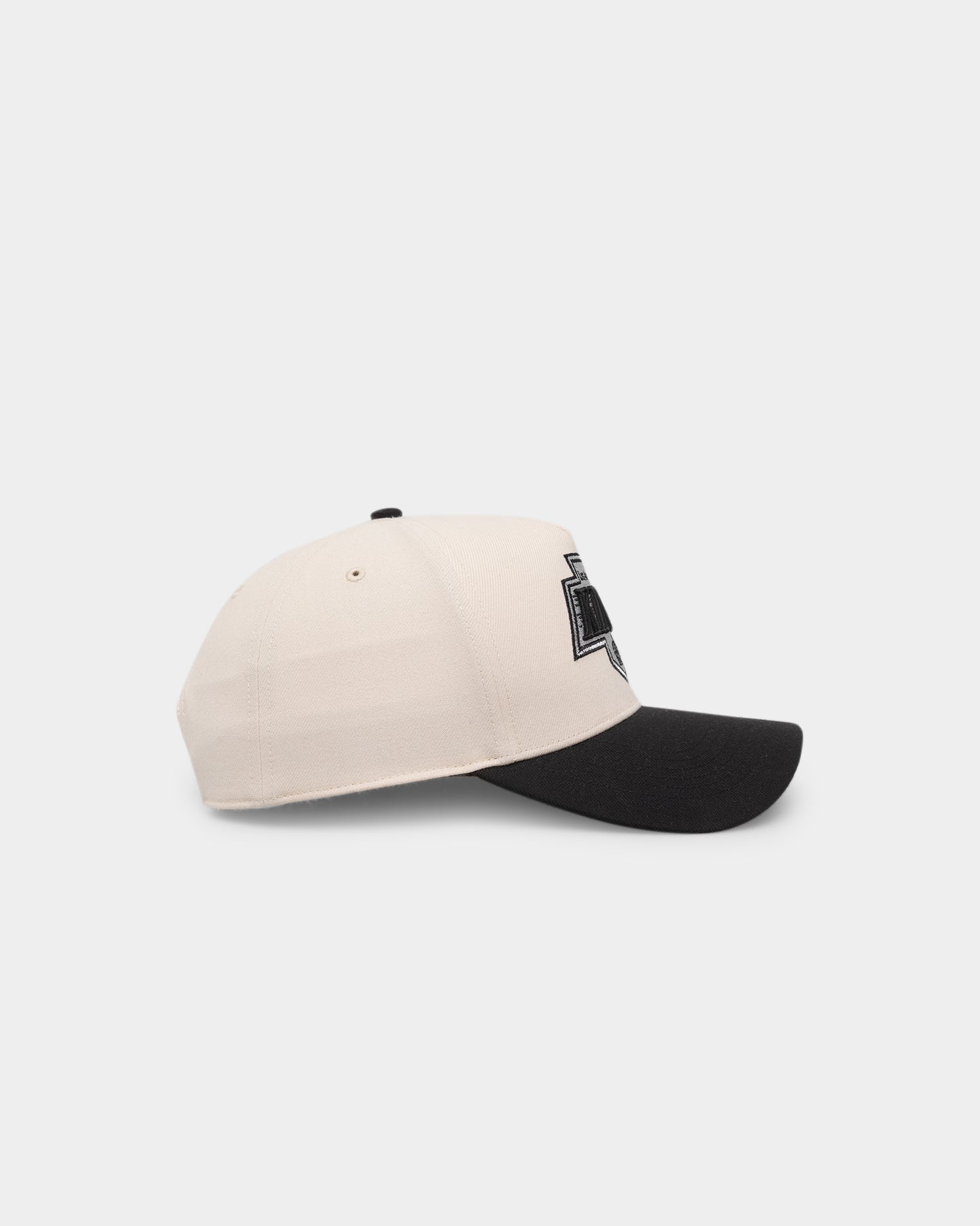 47 Brand Los Angeles Kings 'LA Kings vs Arizona Coyotes' 47 MVP DT Snapback Hat - Adjustable Natural/Black Baseball Cap for NHL Fans, Sports Enthusiasts - Perfect for Games, Tailgating, and Casual Wear