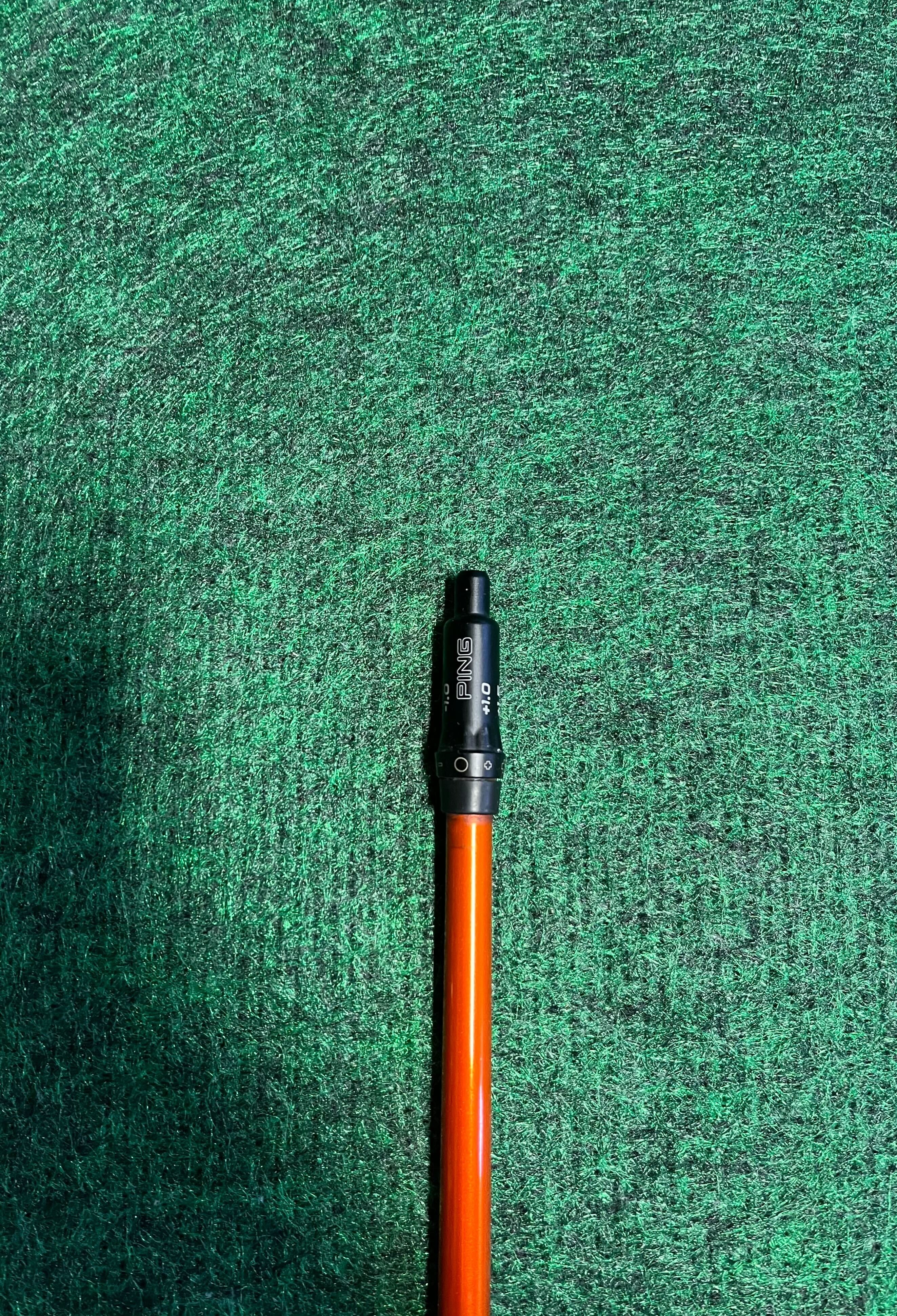 Graphite Design DI 7 Wood Golf Shaft - Stiff Flex 42 Inches for Drivers & Fairway Woods - Perfect for Mid-Handicap Golfers Seeking Distance & Control