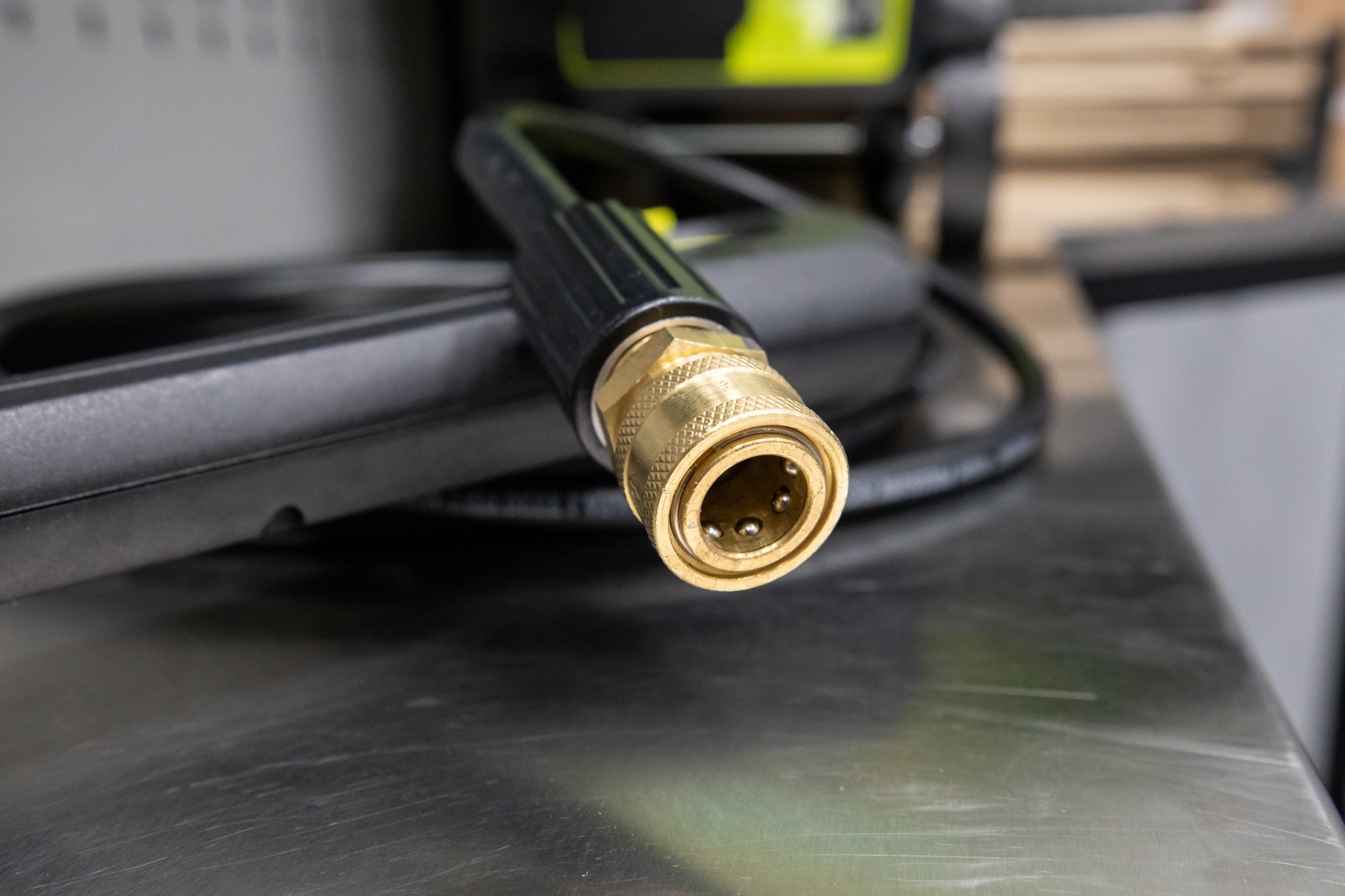 Brass M22 Male (15mm) to 3/8 Quick Disconnect (QD) Coupler Adapter - Perfect for Hydraulic Systems, Pneumatic Tools, and Industrial Equipment Connections