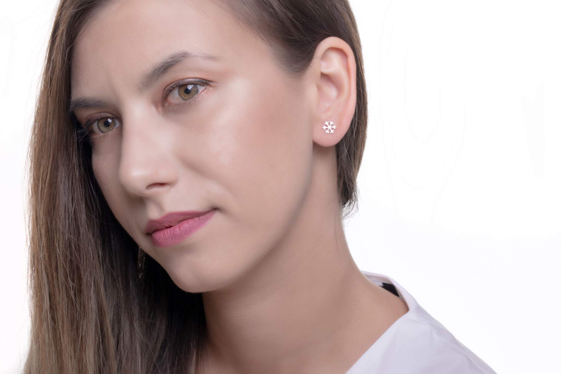 18K Gold Snowflake Stud Earrings - Winter Jewelry Gift for Her
