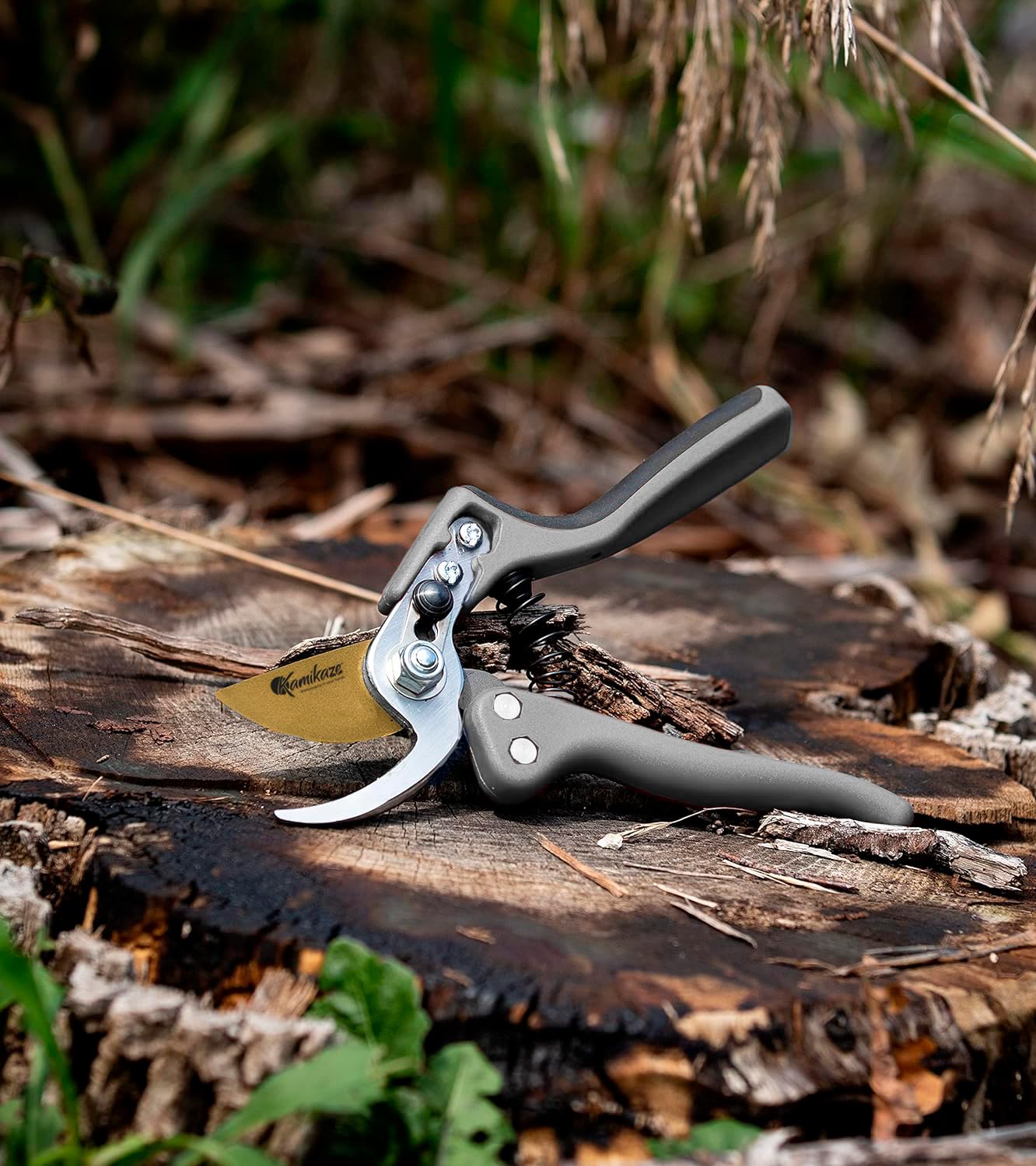 EZ Kut Kamikaze Force Bypass Pruning Shears - Heavy Duty Garden Pruners for Men & Women | Professional Gardening Hand Tools Since 1988 | Perfect for Trimming, Pruning & Landscaping