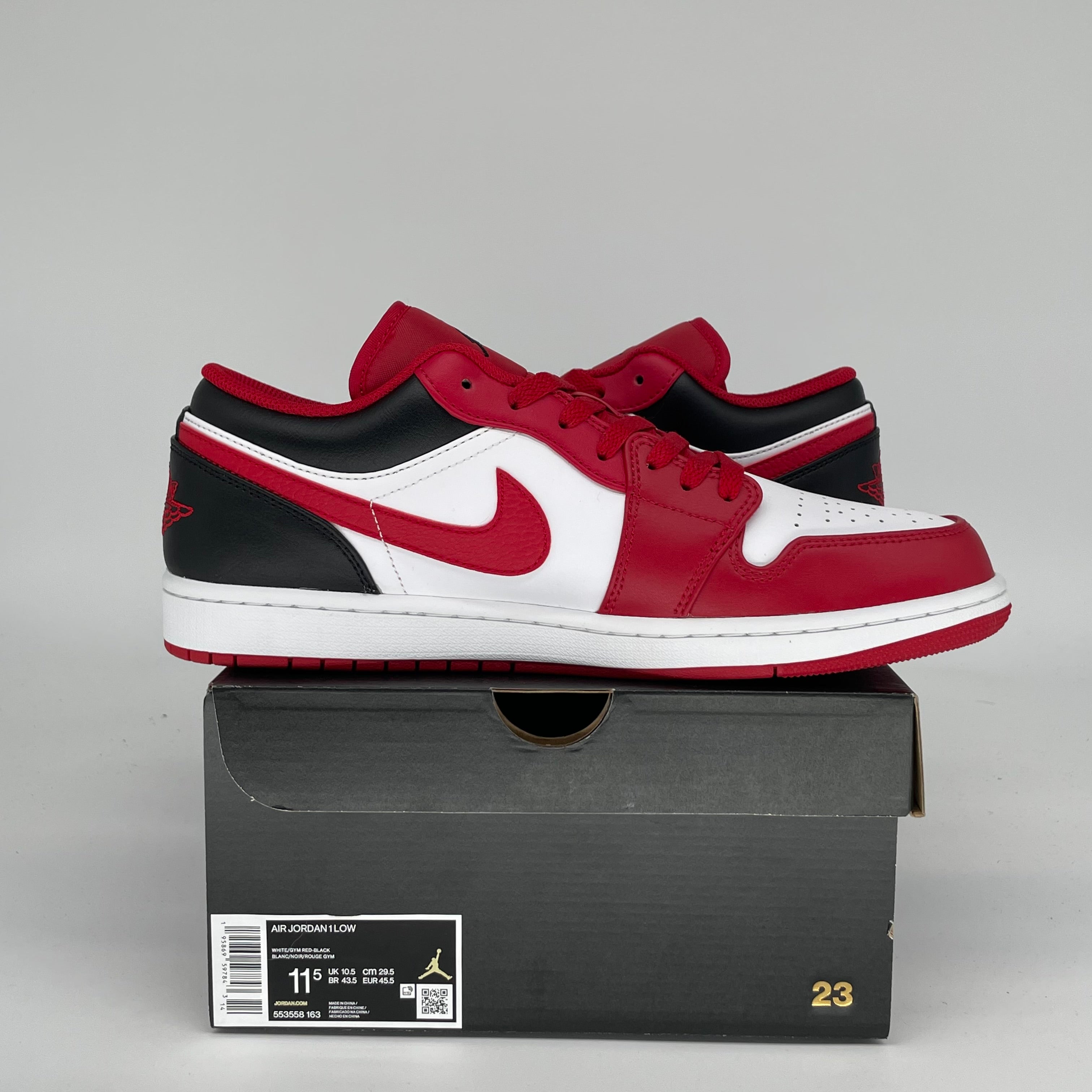 AIR JORDAN 1 LOW BULLS Basketball Shoes Men's Size 11.5 - Style 553558-163 | Retro Sneakers for Casual Wear, Street Fashion & Sports Performance
