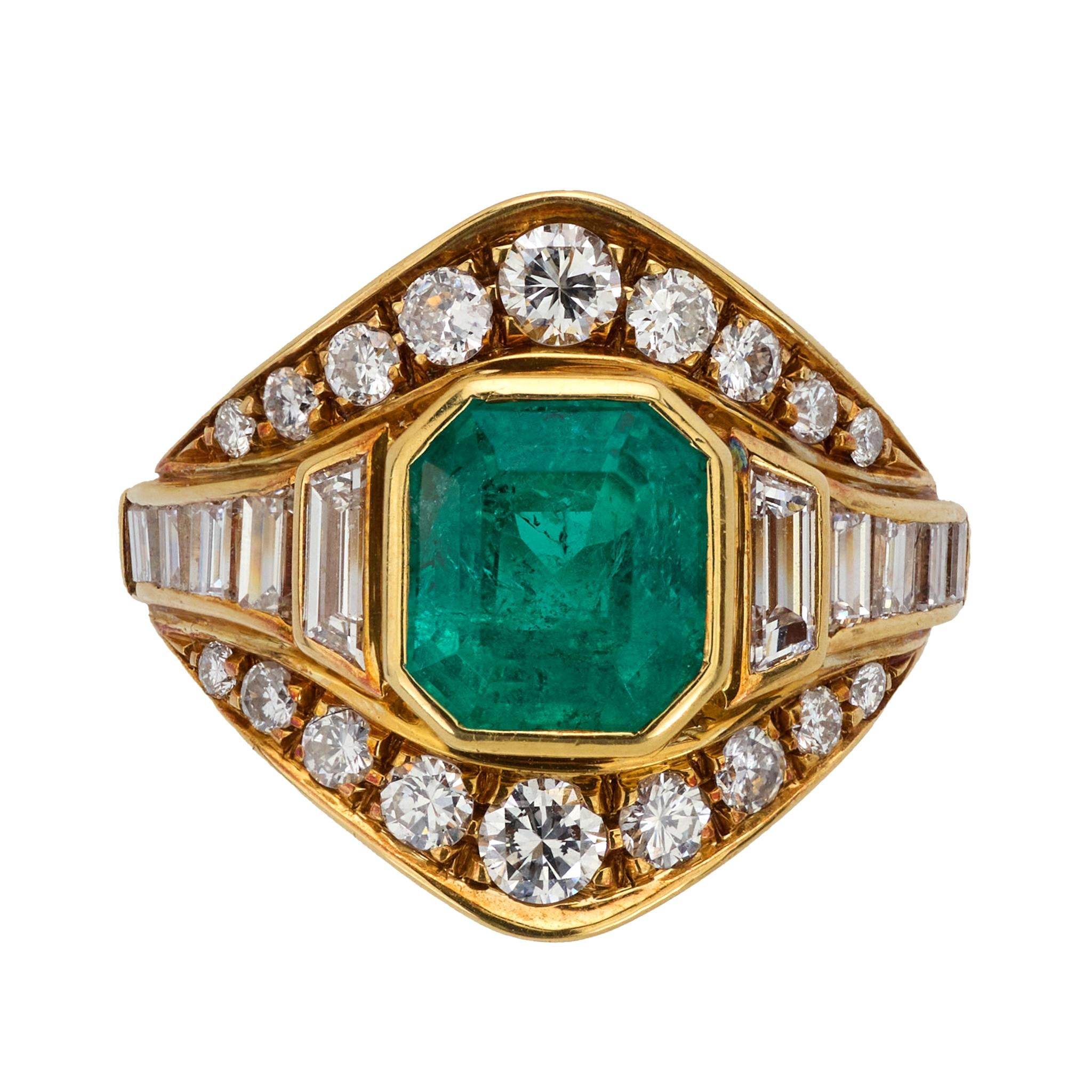 Vintage GIA Certified 2 Carat Colombian Emerald & Diamond 18K Yellow Gold Ring for Engagement, Wedding & Special Occasions