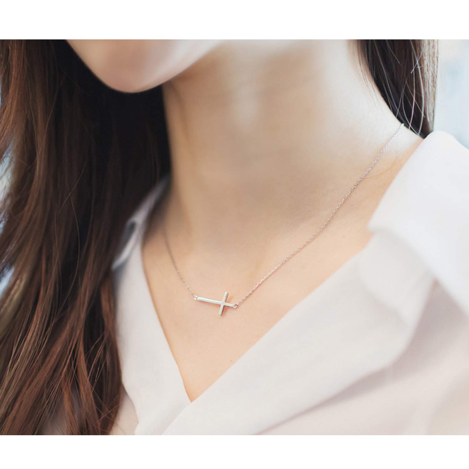 Elegant Small Cross Pendant Necklace for Women - Dainty Simple Gold/Silver Cross Necklace - Perfect Mothers Day Gift, Birthday Present for Her - Ideal for Church, Wedding & Everyday Wear