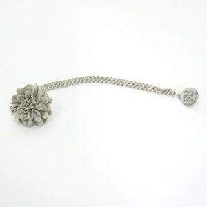 Cavani Grey Flower Chain Pin - Elegant Brooch for Women, Fashion Accessory for Dresses, Jackets & Hats - Perfect for Weddings, Parties & Special Occasions