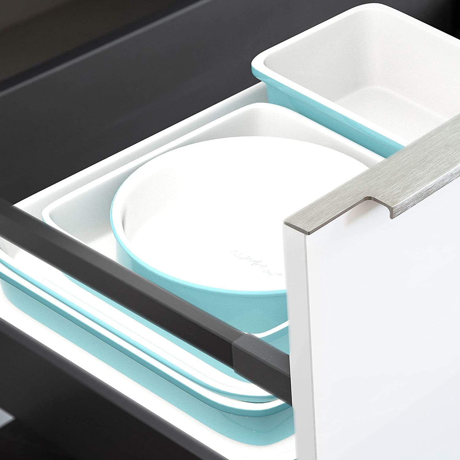 NutriChef 6-Piece Non-Stick Ceramic Baking Pan Set - Stackable Oven Safe Cookie Sheet, Muffin Tray, Cake Pan (Green & White, 2 Pack) - Perfect for Baking Cookies, Cupcakes, Cakes & More at Home