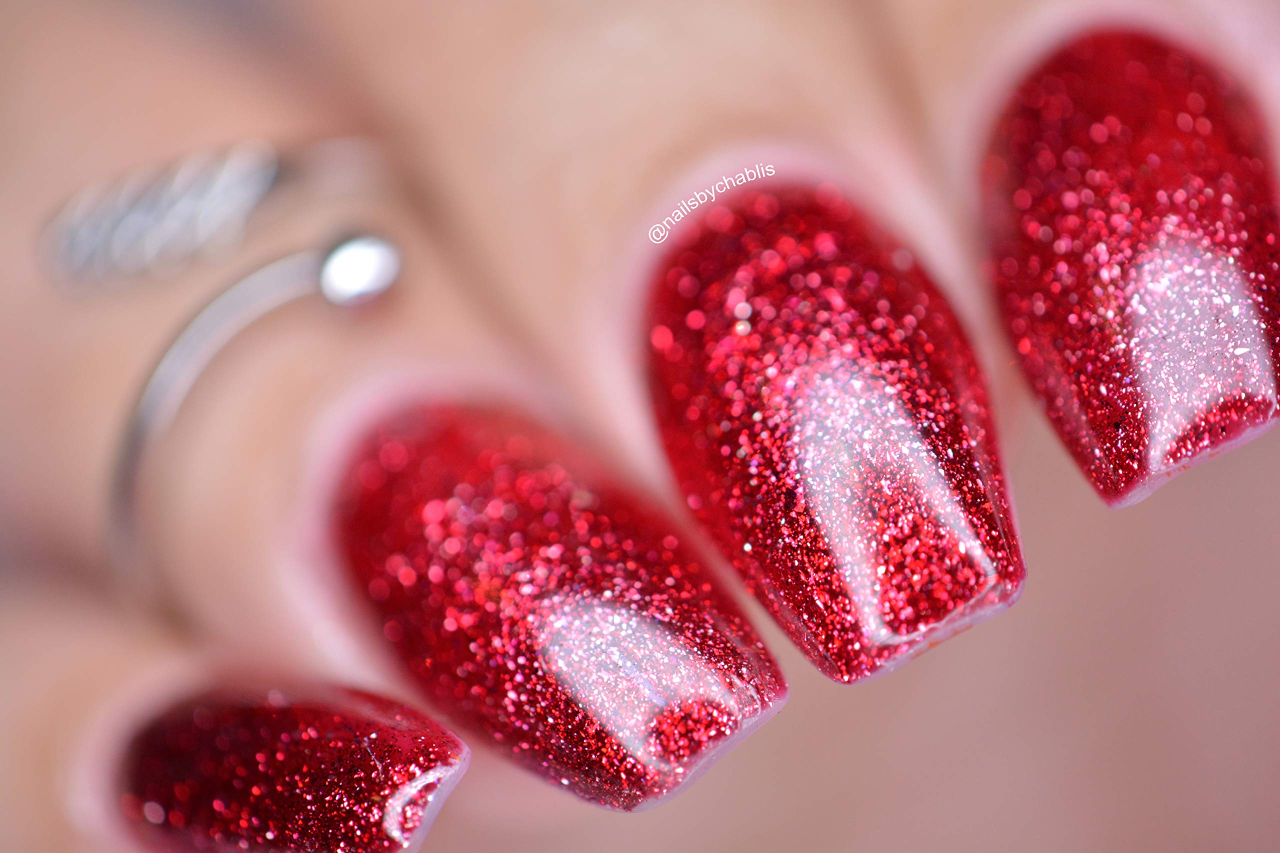 AIMEILI Soak Off UV LED Red Glitter Gel Nail Polish - Heart Break Red (095) 10ml | Long Lasting Glitter Nail Polish for Manicures, Pedicures & Nail Art | Perfect for Parties, Weddings & Special Occasions