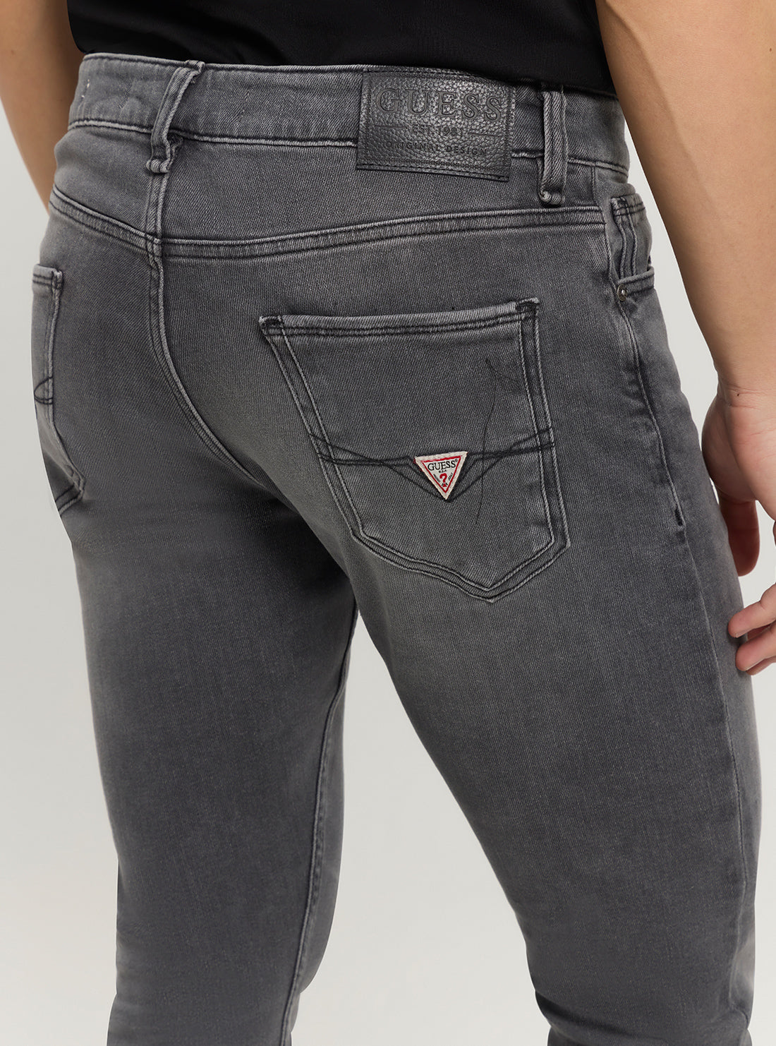 Eco-Friendly Black Miami Skinny Jeans for Women - High Waist Stretch Denim Pants - Perfect for Casual Outfits, Night Out & Street Style Fashion