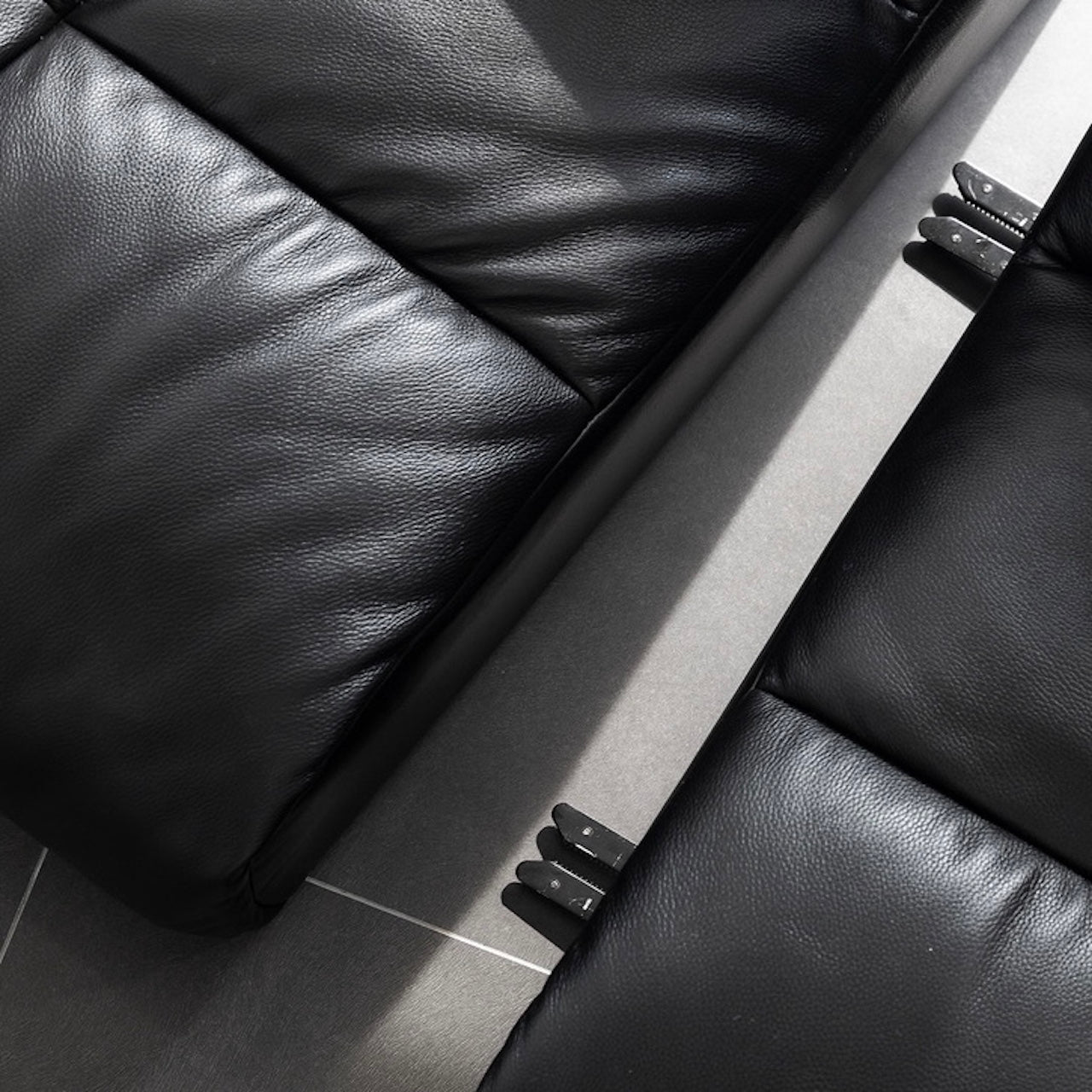 Modern Black Microfiber Leather Sectional Sofa with Solid Wood Frame - Comfortable L-Shaped Couch for Living Room, Family Room & Home Theater