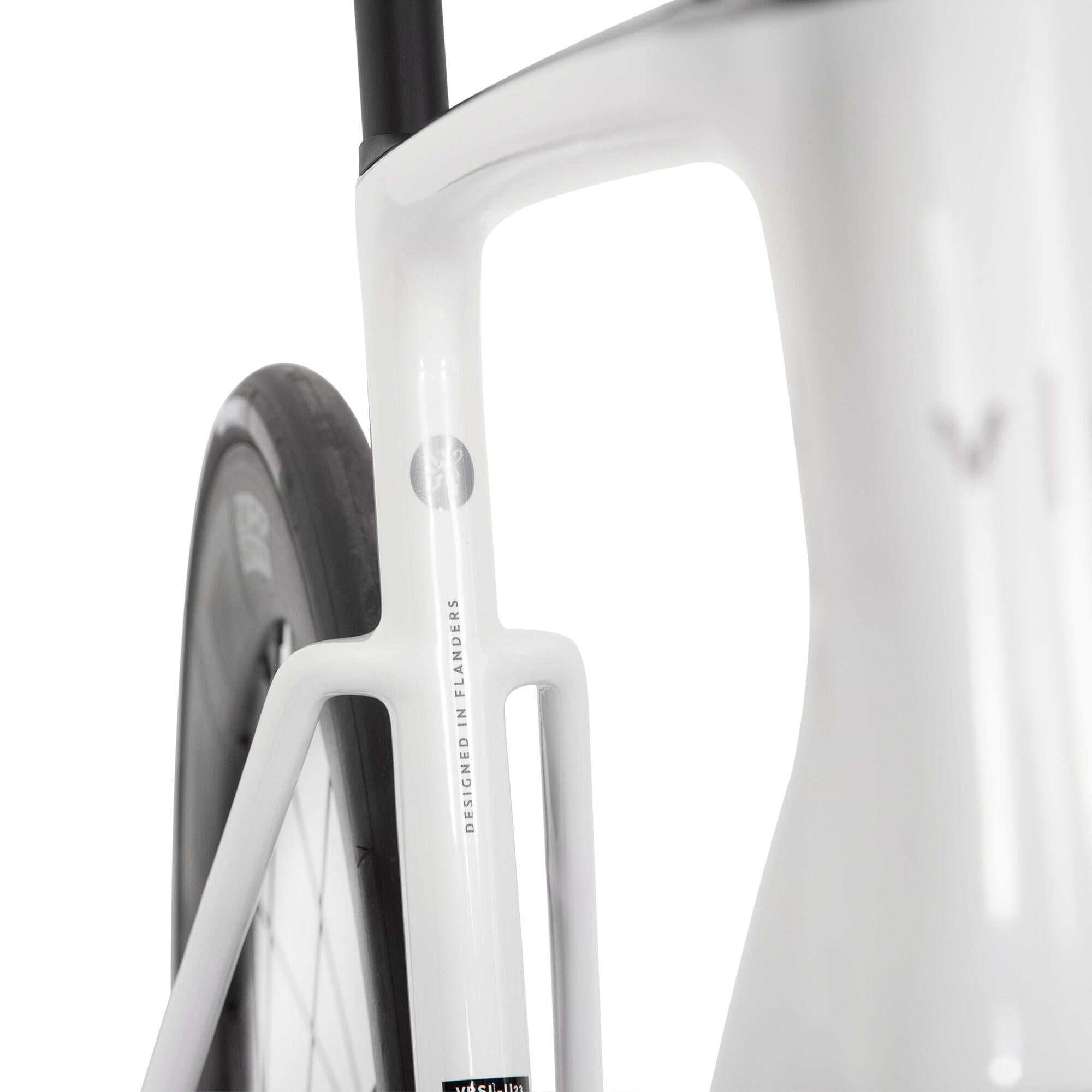 Van Rysel RCR Force AXS Road Bike - Lightweight Carbon Frame, Wireless Shifting - Perfect for Racing & Endurance Cycling