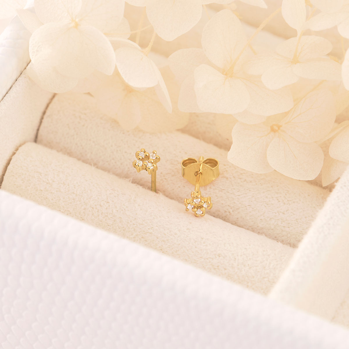 14K Gold White Topaz Stud Earrings for Women - Elegant & Hypoallergenic Jewelry for Everyday Wear & Special Occasions